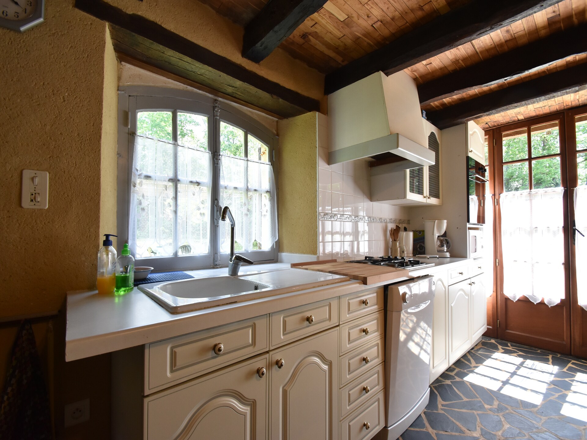 Bosrijk vakantiehuis voor 4 aan de golfbaan bij Villefranche-du-Périgord - foto 17