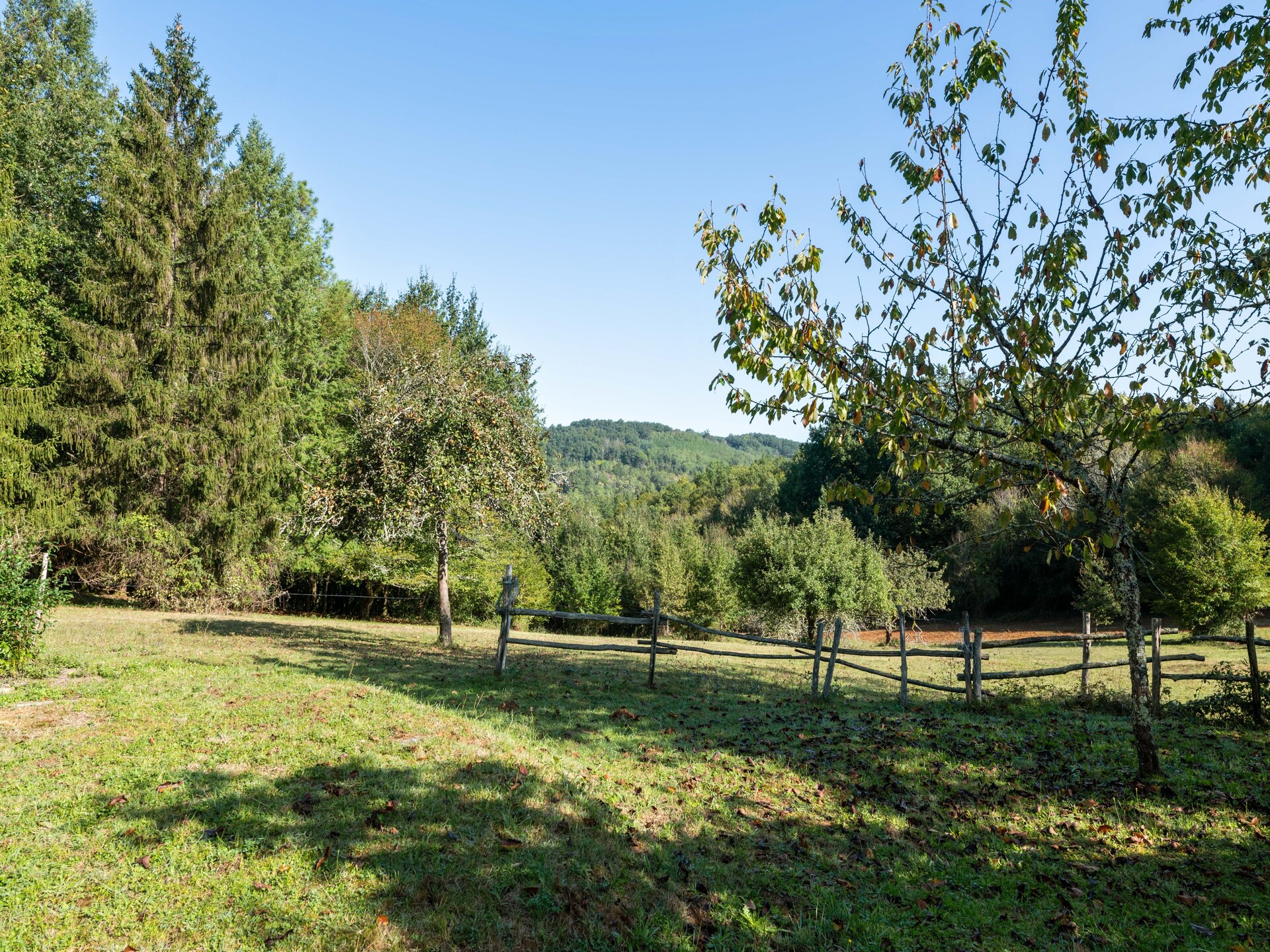 Bosrijk vakantiehuis voor 4 aan de golfbaan bij Villefranche-du-Périgord - foto 26
