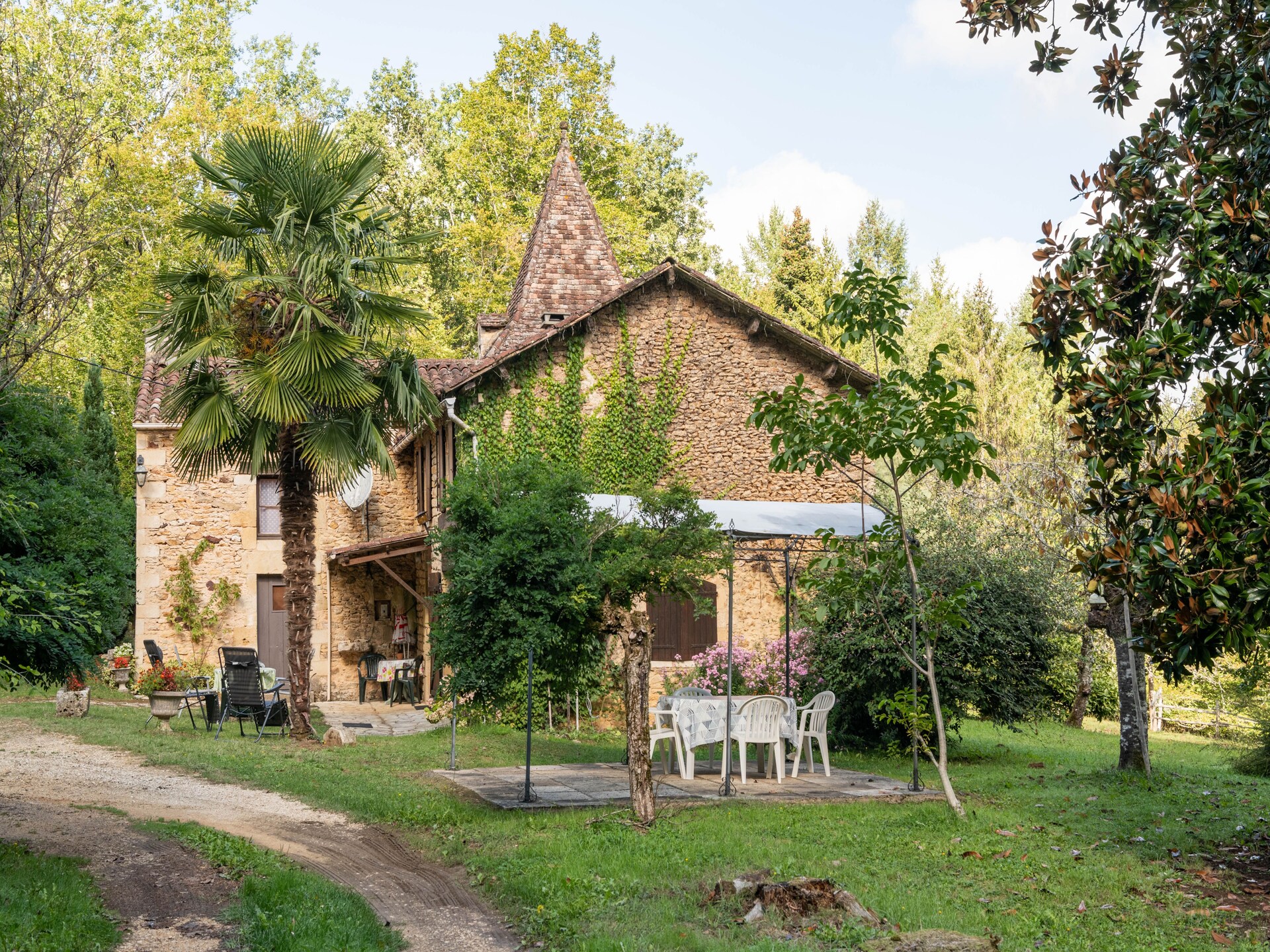 Bosrijk vakantiehuis voor 4 aan de golfbaan bij Villefranche-du-Périgord - foto 13