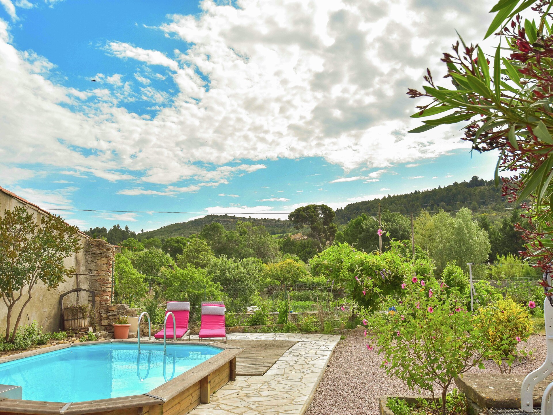 Authentiek vakantiehuis met zwembad en tuin in Félines-Minervois - foto 9