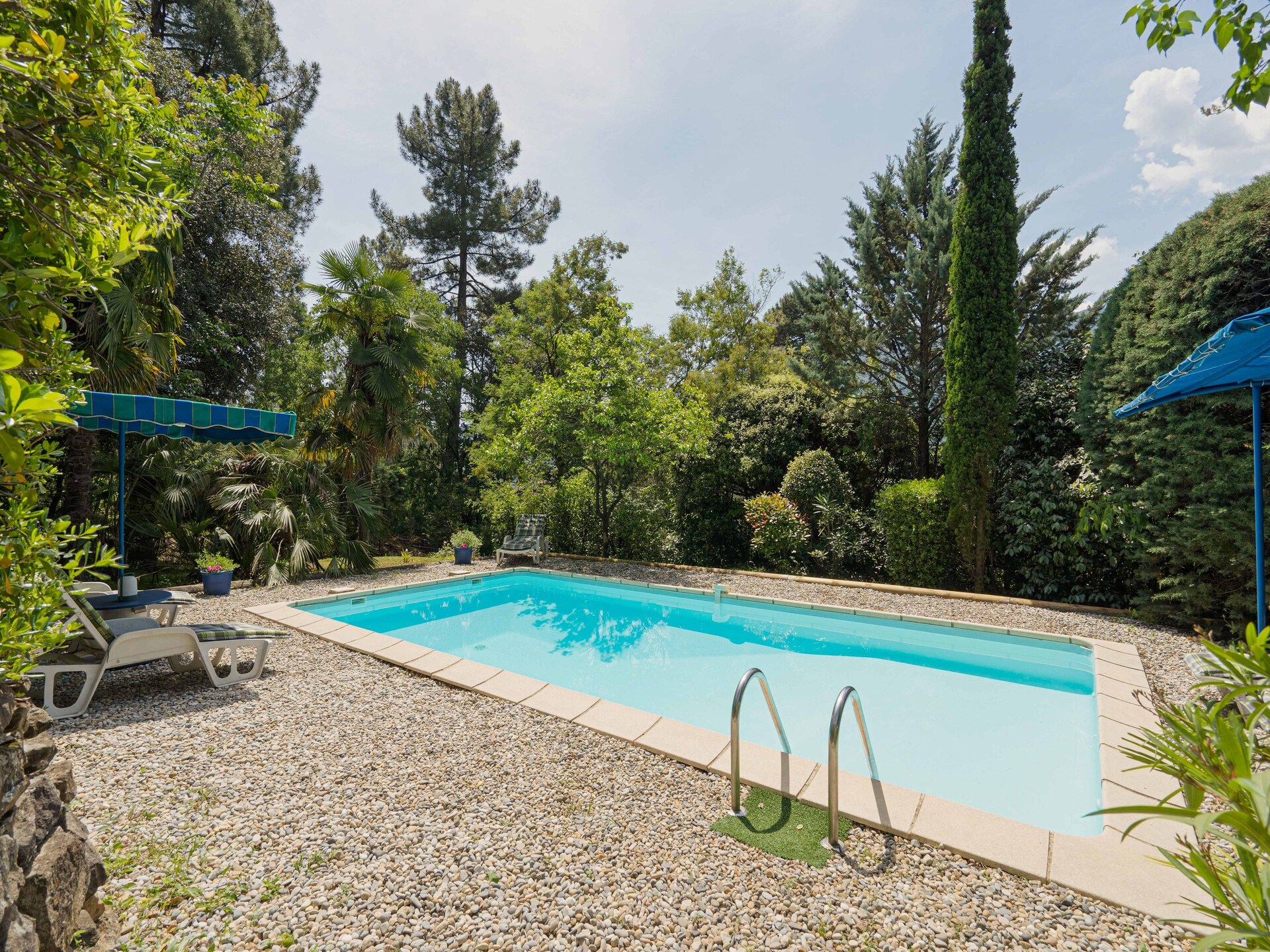 Vrijstaand vakantiehuis met privézwembad en tuin aan de rand van de Cevennen - foto 6
