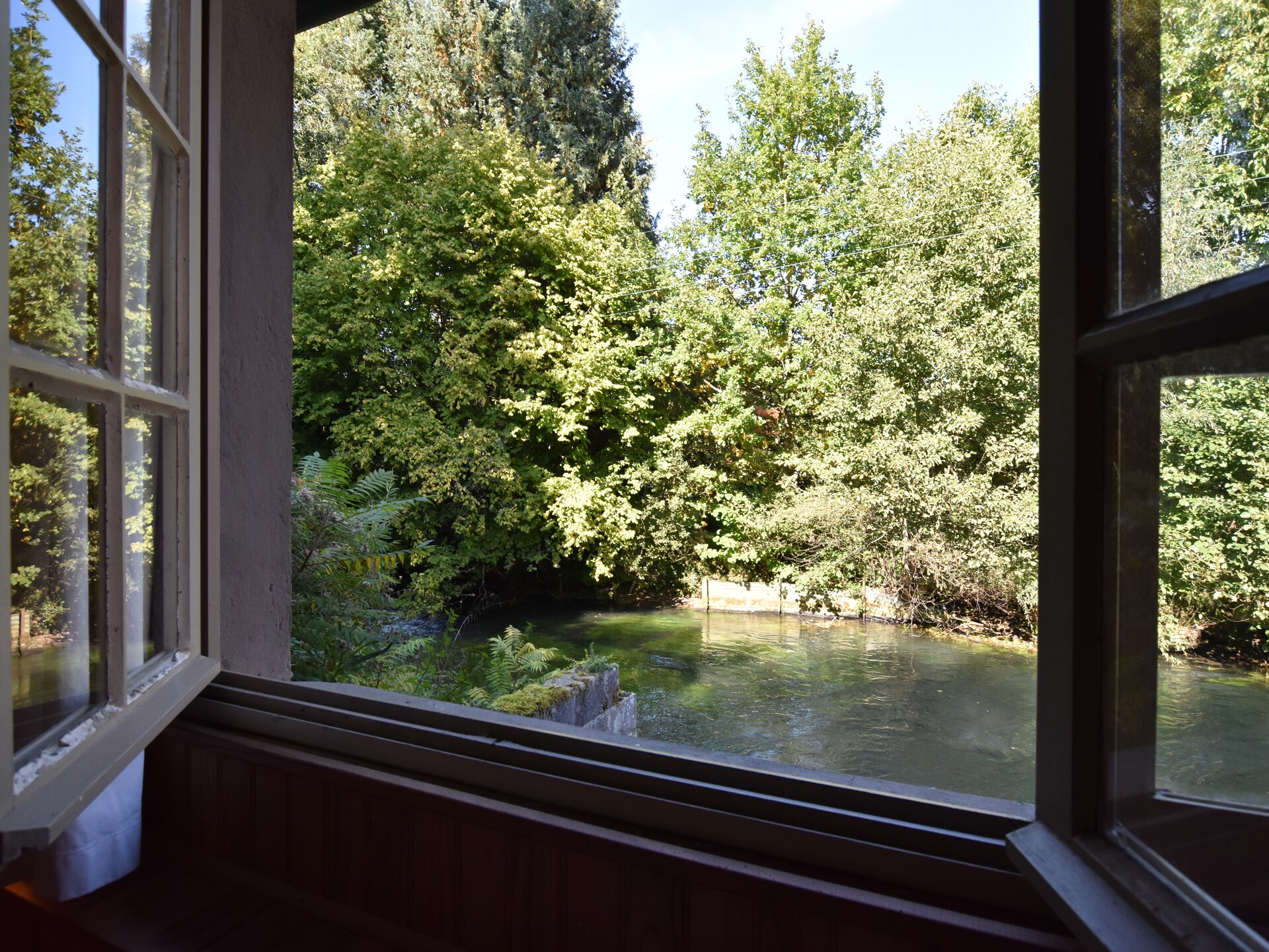 Vrijstaand vakantiehuis aan de rivier met enorme tuin in Le Ponchel - foto 22