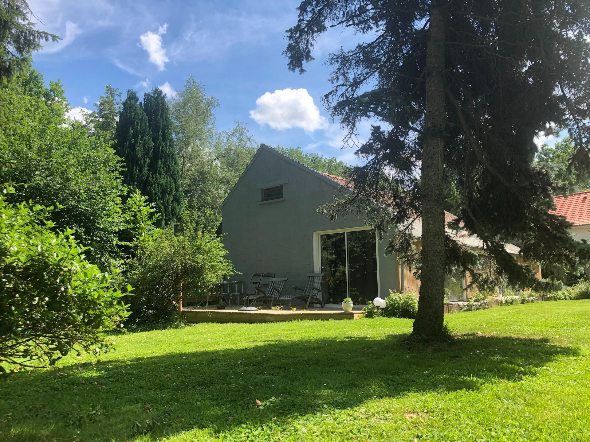 Vrijstaand vakantiehuis aan de rivier met enorme tuin in Le Ponchel - foto 3