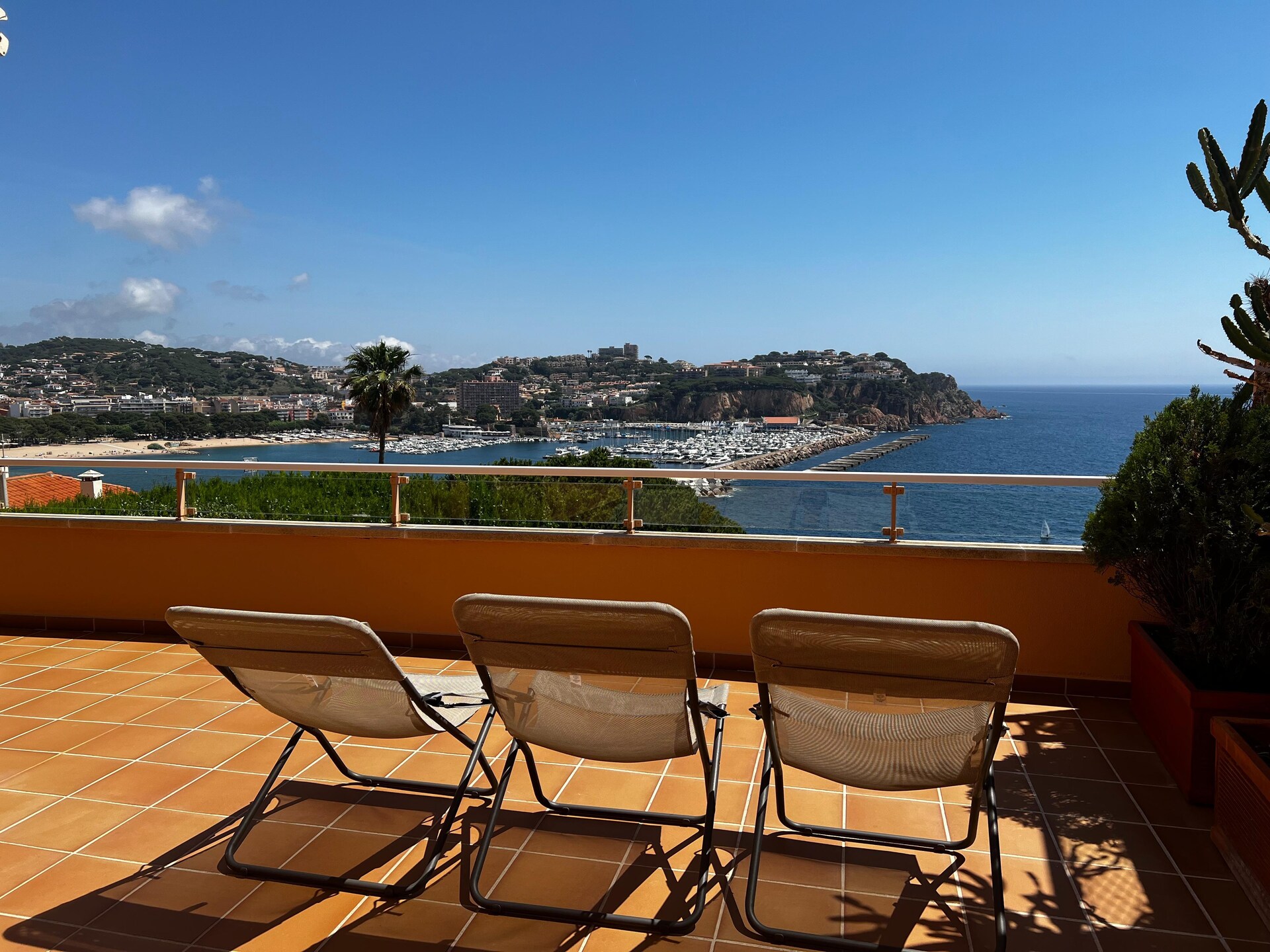Licht appartement aan de Costa Brava met zwembad, vlakbij zee - foto 7