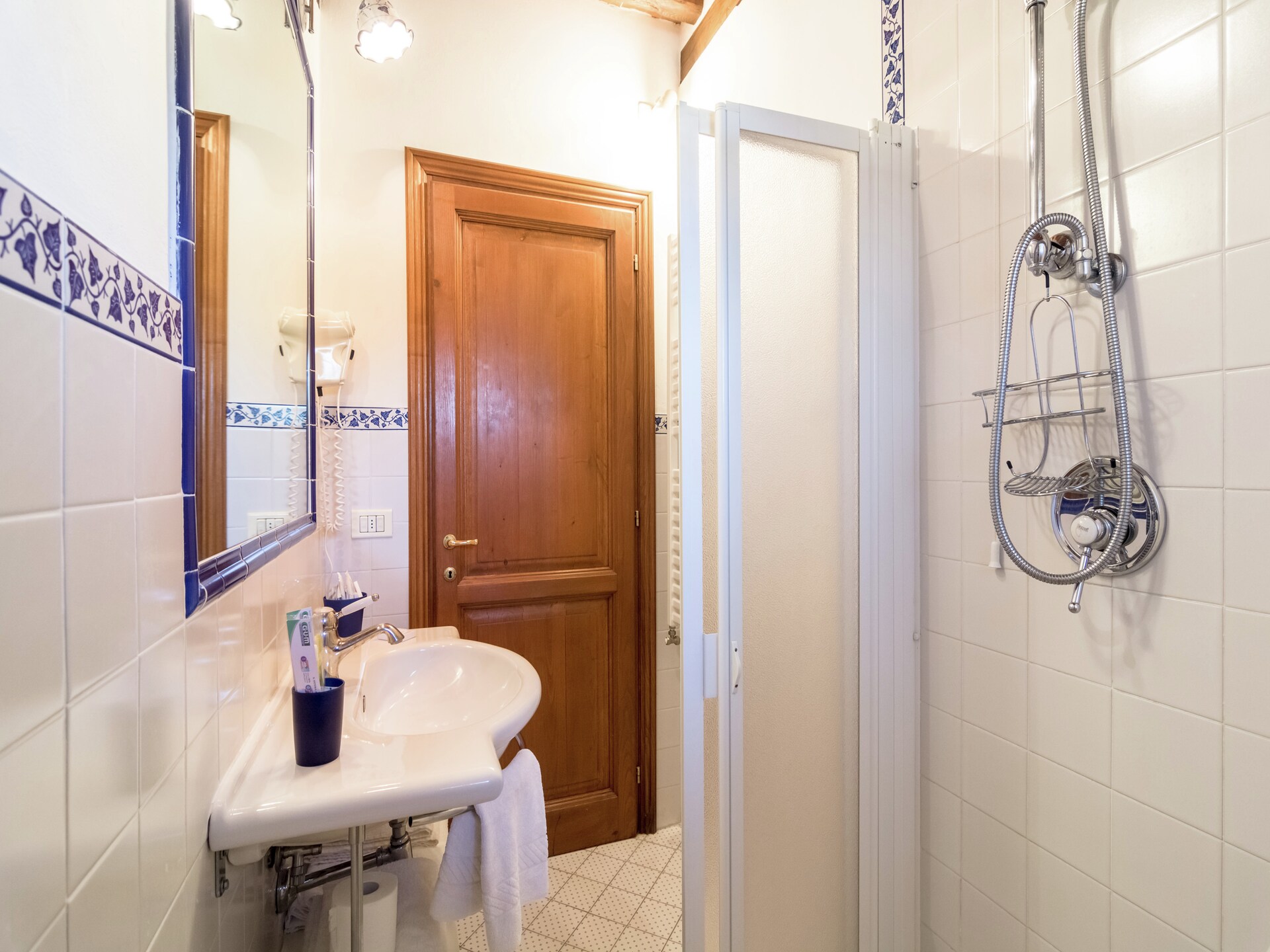 Vrijstaande villa Cicerchia met tuin en golfbaan nabij Cortona - foto 17