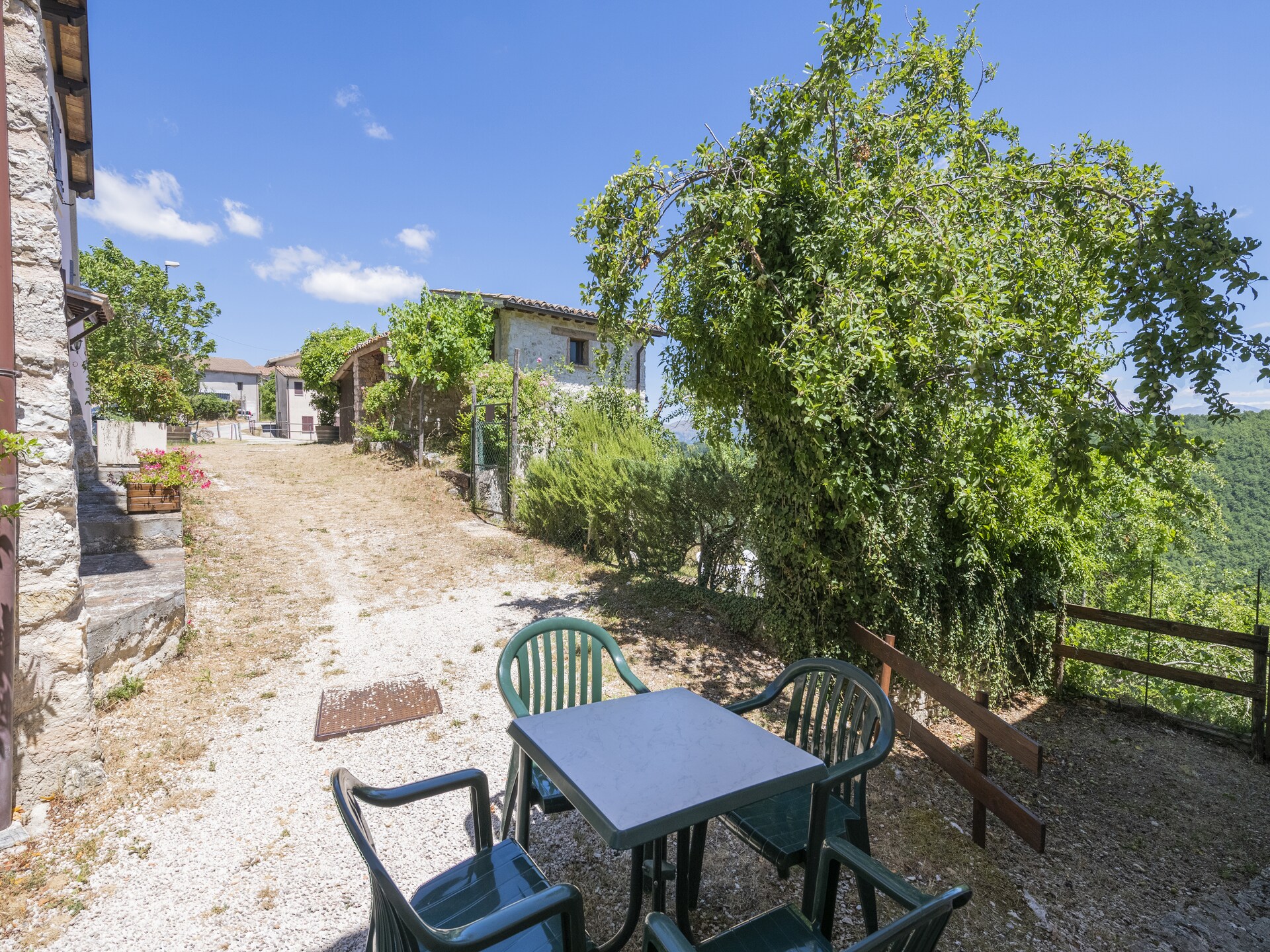 Fonni Blu: Knus appartement op de begane grond met zwembad en uitzicht op de Umbrische heuvels - foto 32