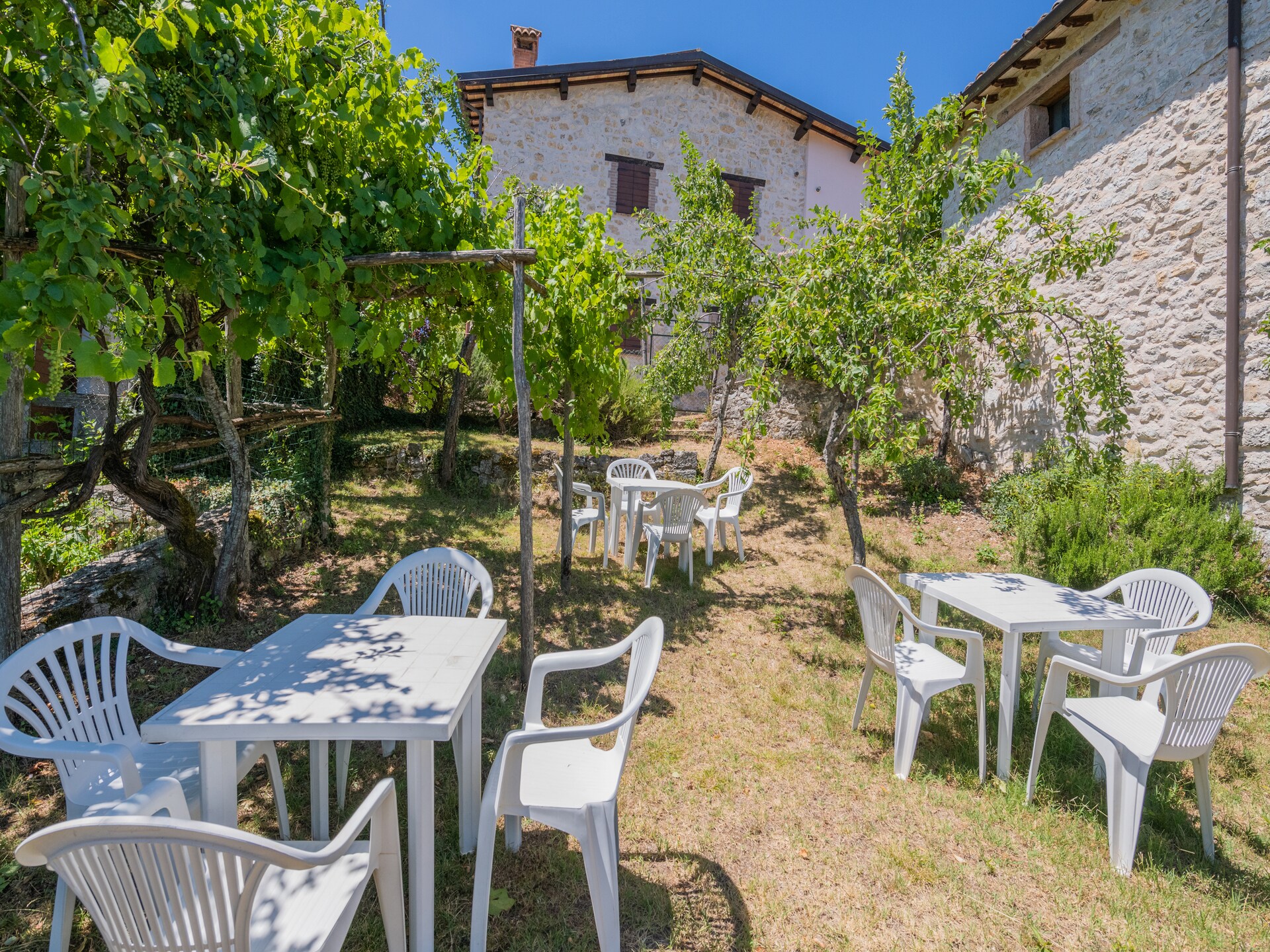 Fonni Verde: Sfeervol appartement in Umbrië met zwembad en uitzicht - foto 6