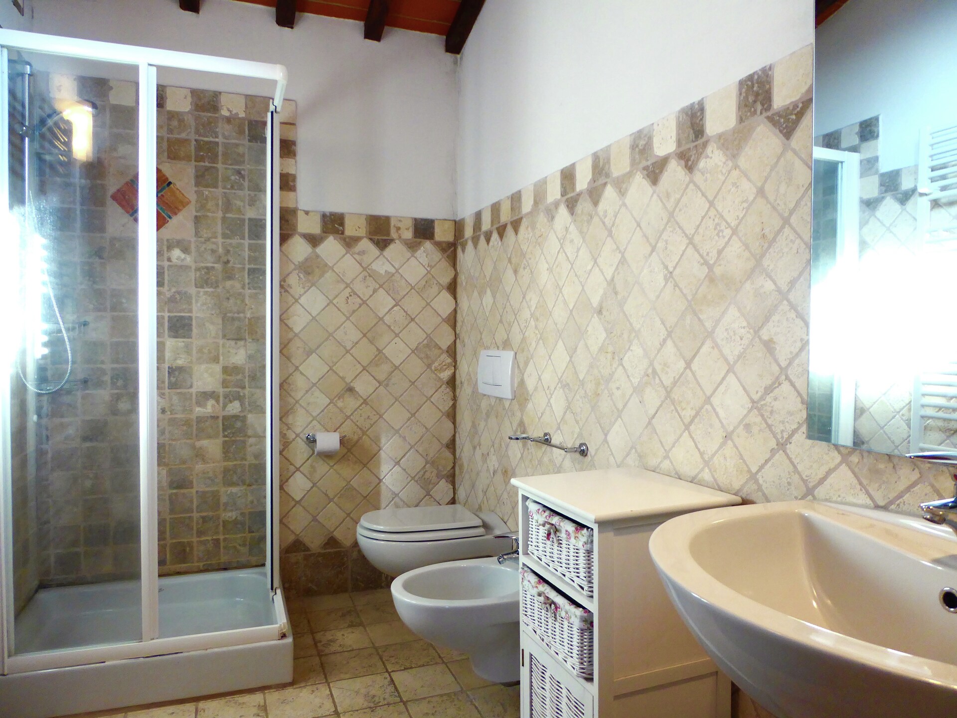 Sfeervol vakantiehuis Melograno Otto in Montecarelli - foto 14