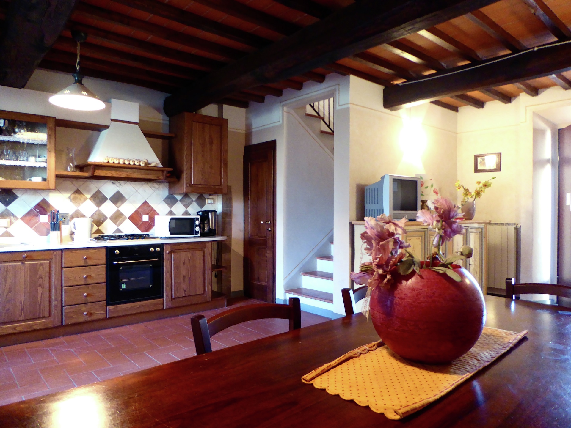 Sfeervol vakantiehuis Melograno Otto in Montecarelli - foto 8