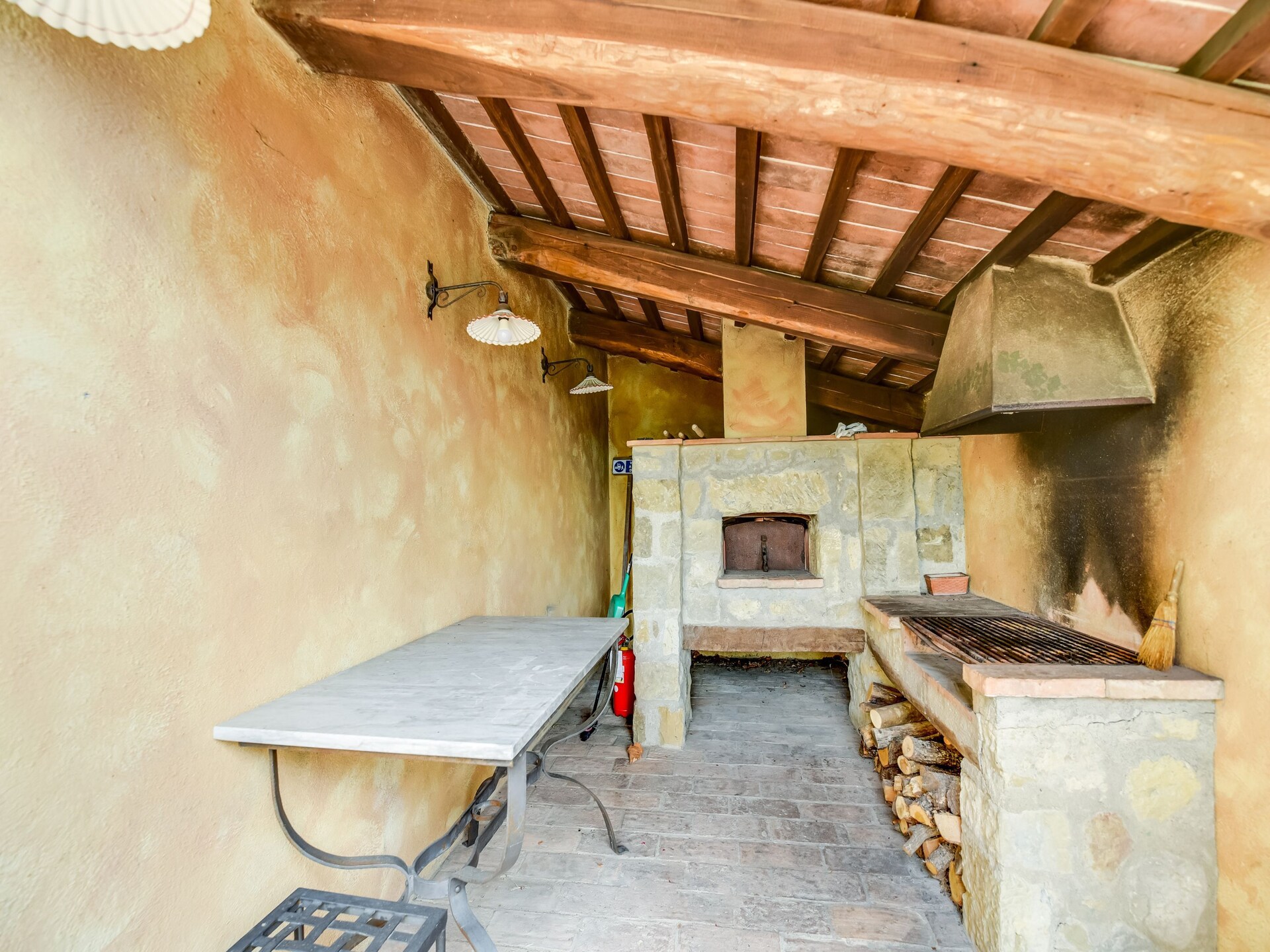 Vrijstaande boerderij Macetona - Archi bij Celle sul Rigo met zwembad - foto 35