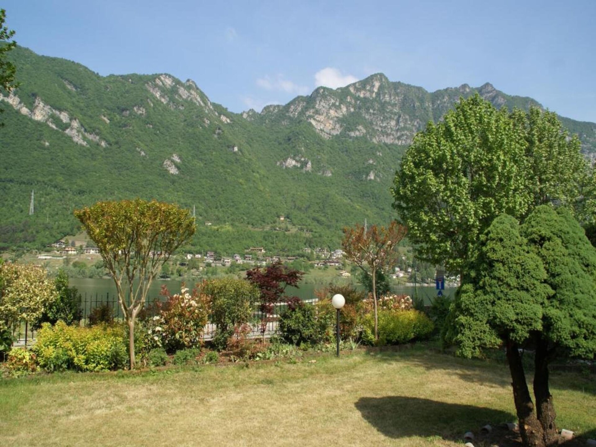 Casa Lucia Due: Ruim vakantiehuis nabij Idromeer met privétuin voor 6 personen - foto 14