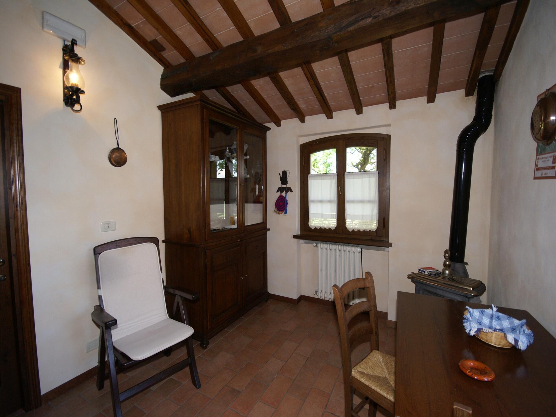 Vrijstaand Toscaans huisje met zwembad en uitzicht bij Montone - foto 4