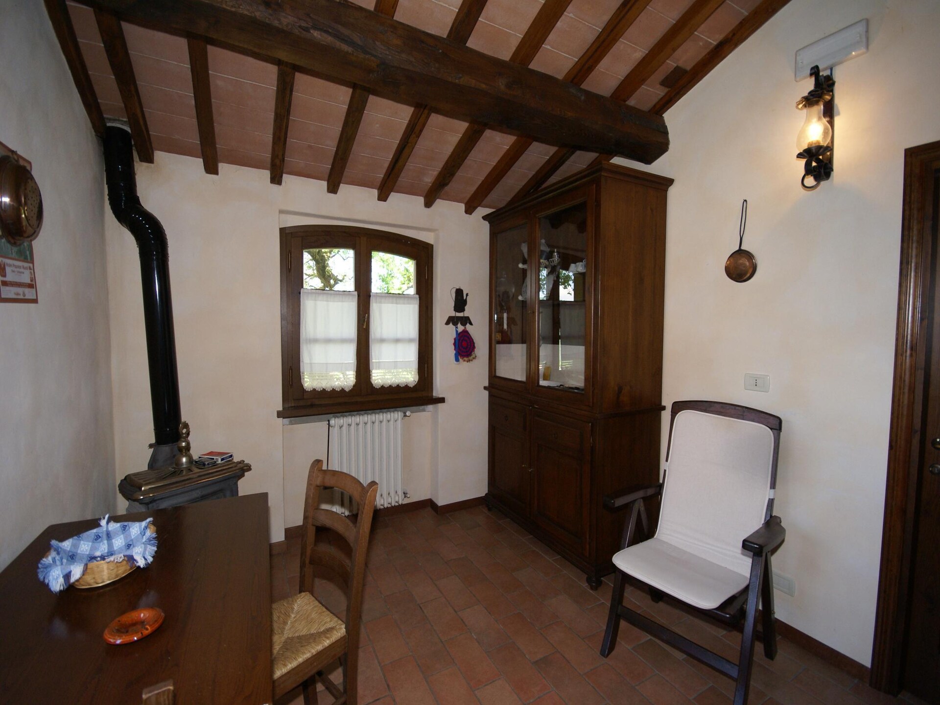 Vrijstaand Toscaans huisje met zwembad en uitzicht bij Montone - foto 16