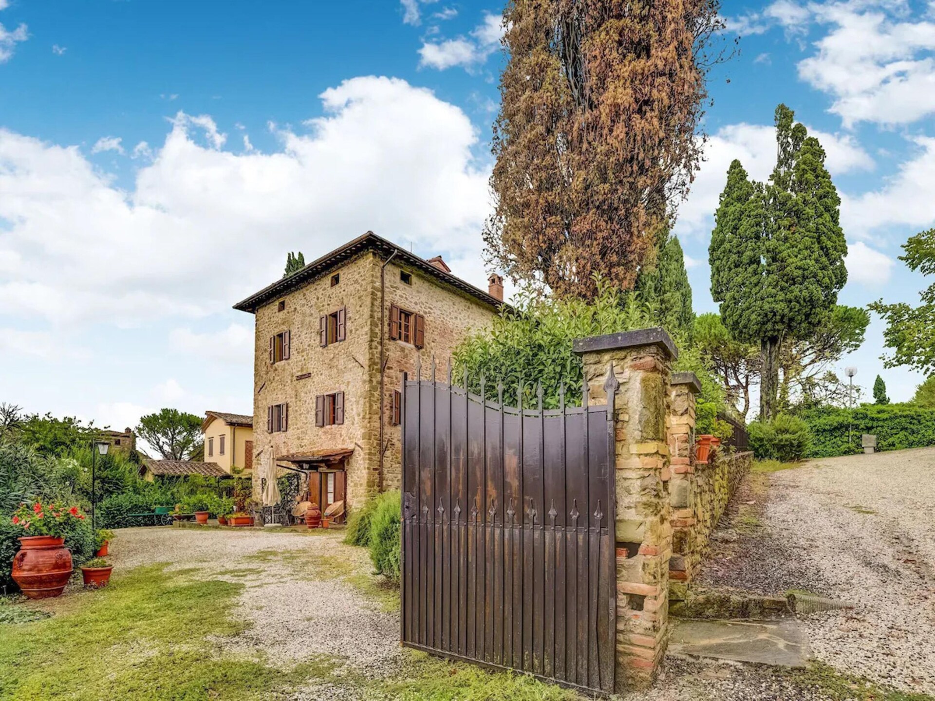 Ruim vakantiehuis met privézwembad en golfbaan nabij Arezzo, Toscane - foto 19