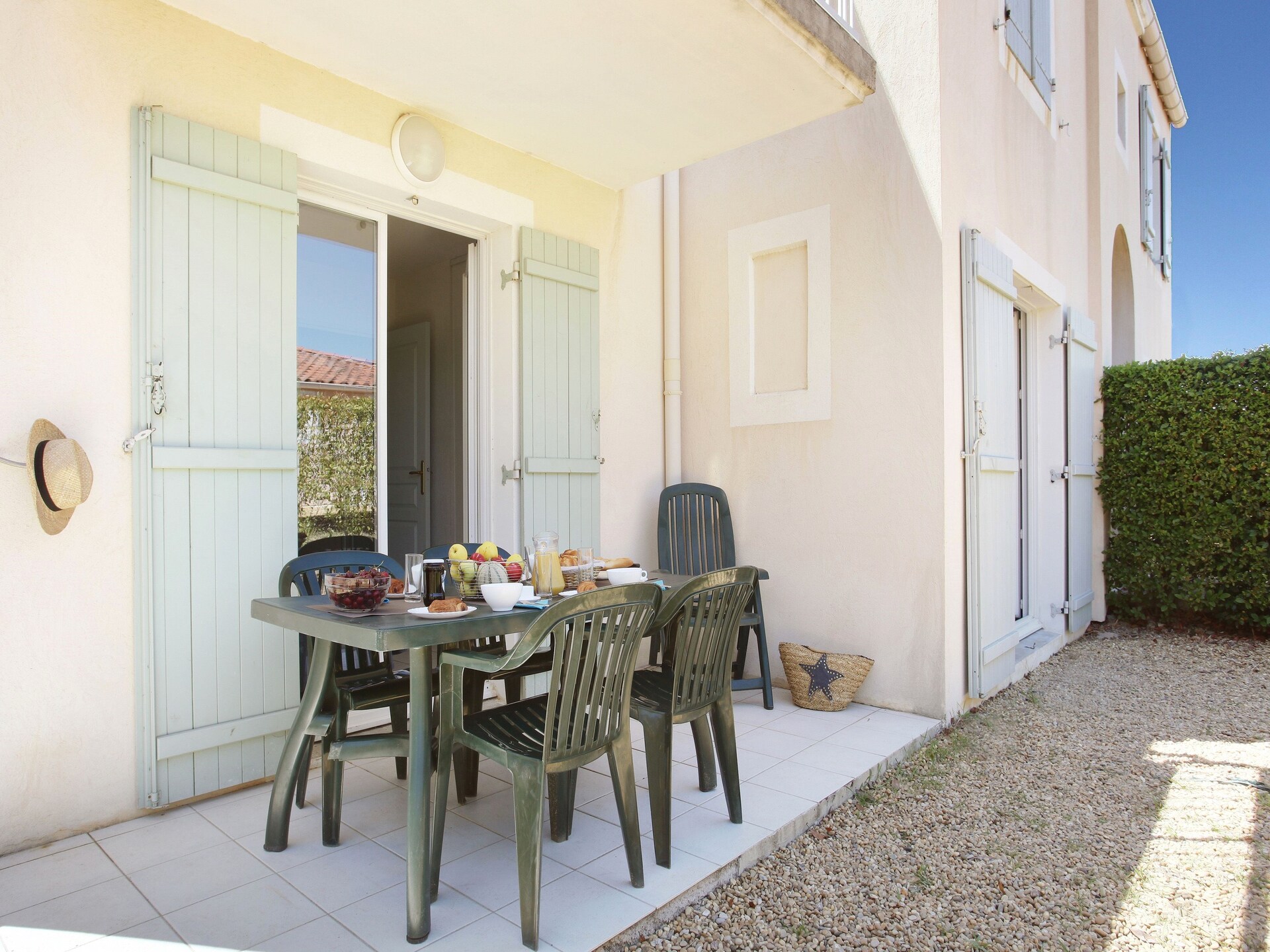 Licht appartement op vakantiepark bij het strand van Saint-Aygulf - foto 17