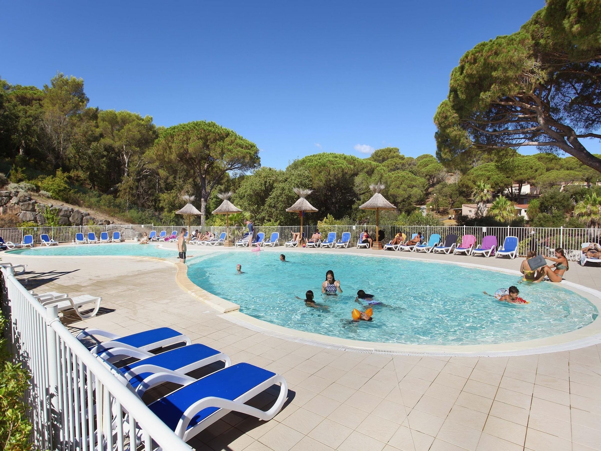 Licht appartement op vakantiepark bij het strand van Saint-Aygulf - foto 10