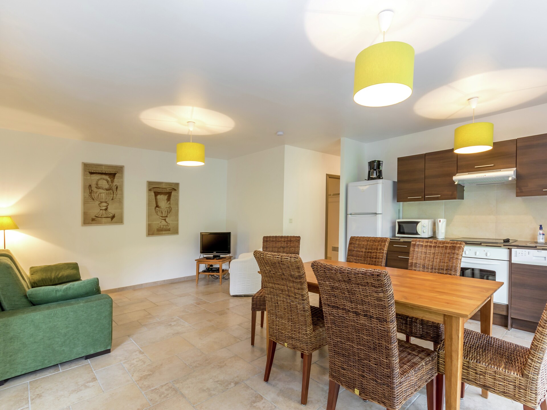 Modern appartement Verdi in bosrijke omgeving van Montauroux - foto 9