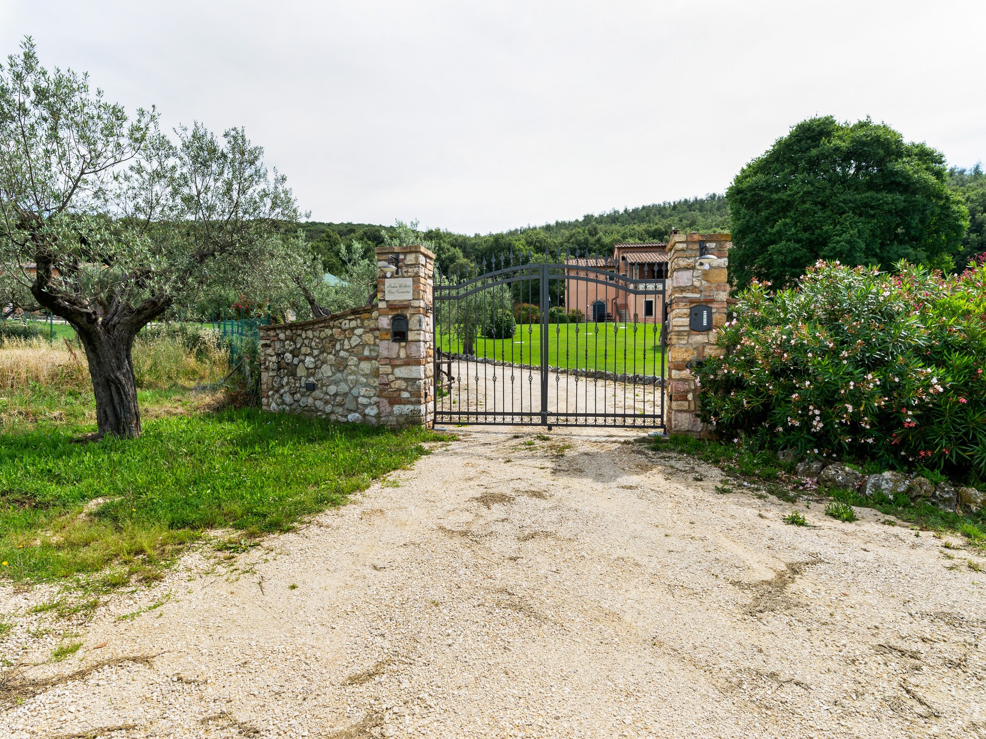 Authentieke boerderij in Montoro met gedeeld zwembad en grote tuin - foto 10