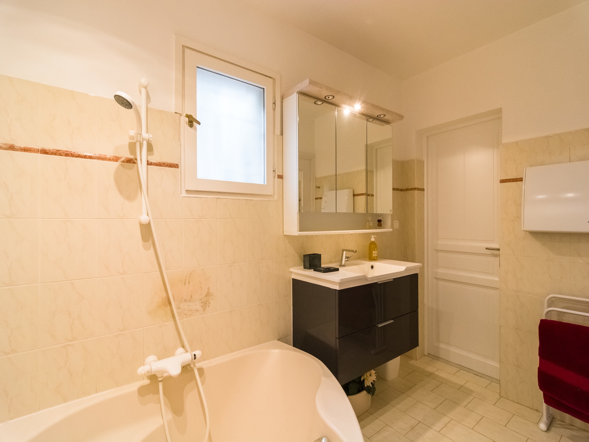 Luxe vrijstaande villa met privézwembad nabij Hyères, 3 km van strand - foto 21