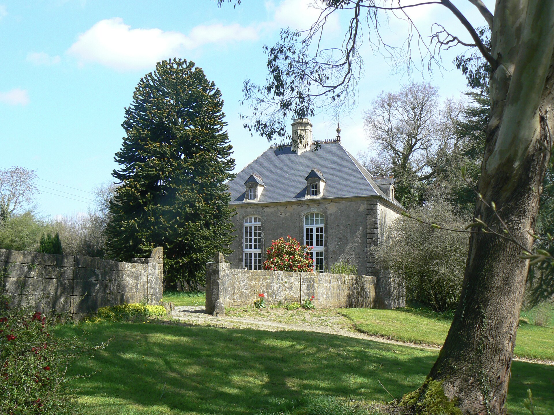 Historisch jachthuis in bosrijk park bij Valognes, vlakbij D-Day stranden - foto 1