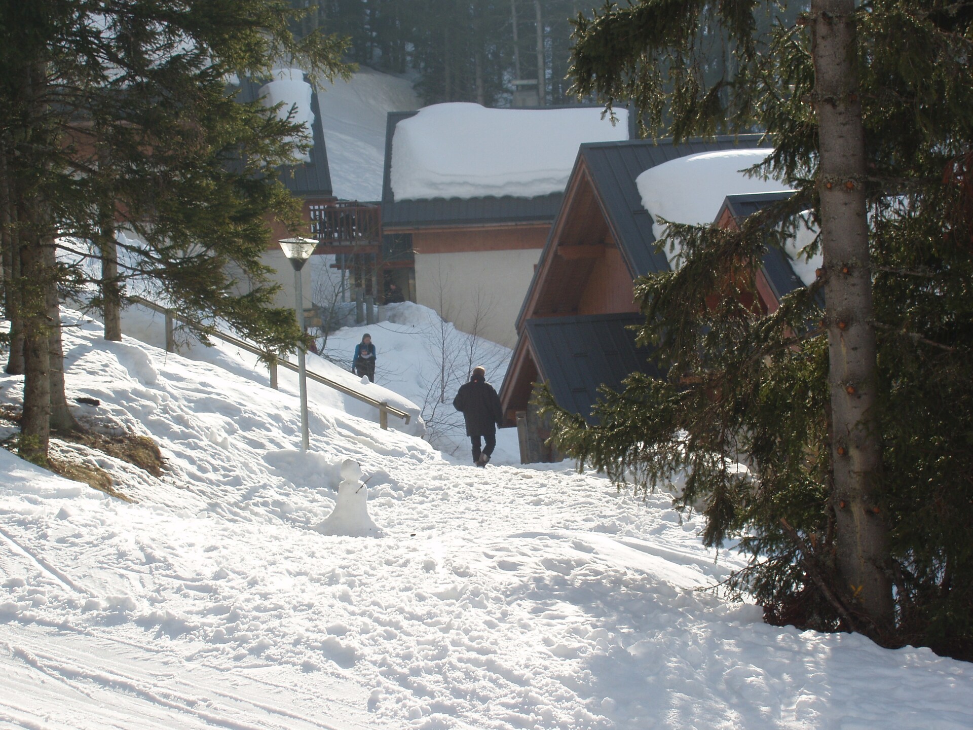Authentiek chalet voor 8 aan de piste met panoramisch uitzicht op het meer - foto 15