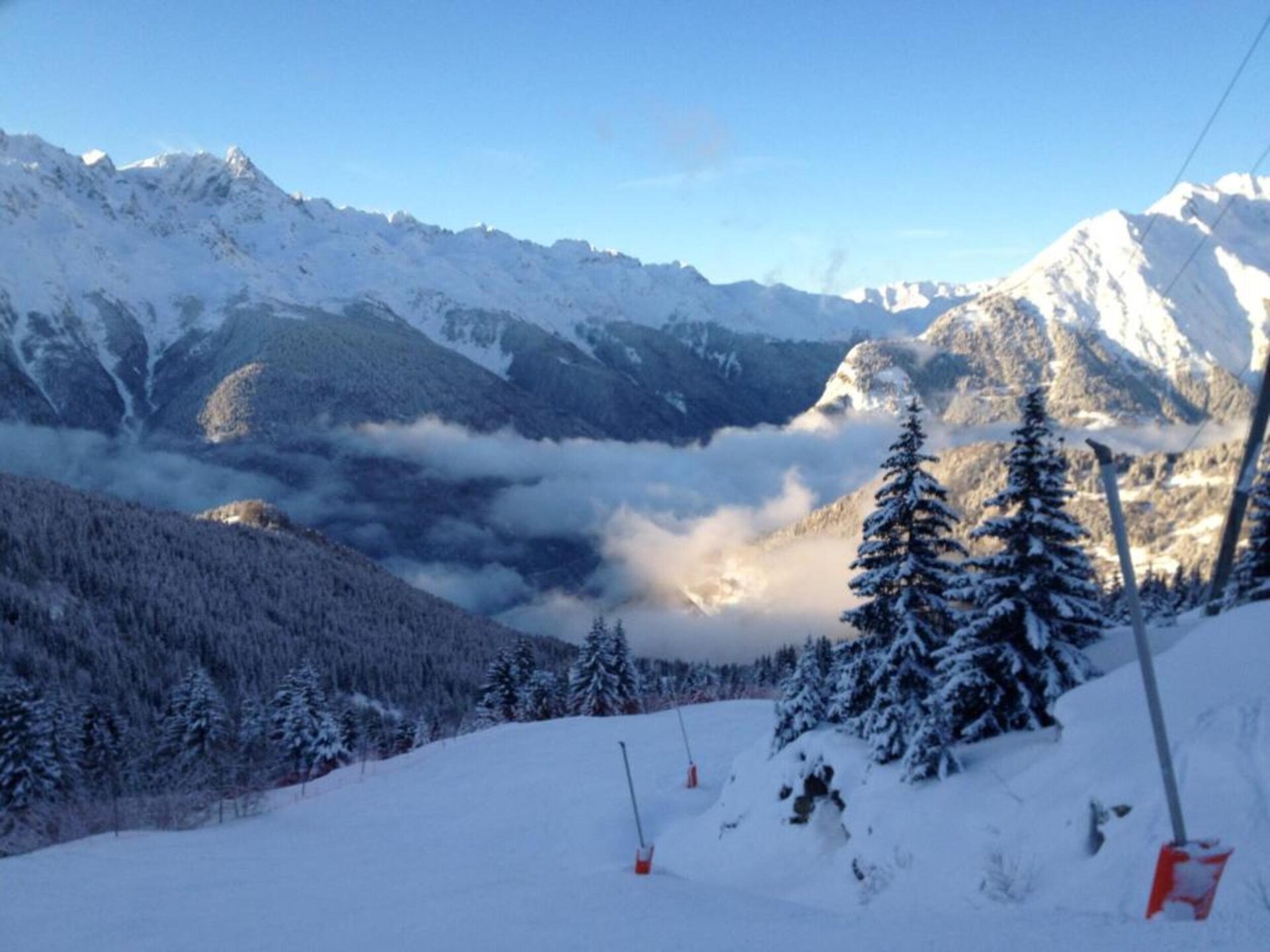 Authentiek chalet voor 8 aan de piste met panoramisch uitzicht op het meer - foto 36