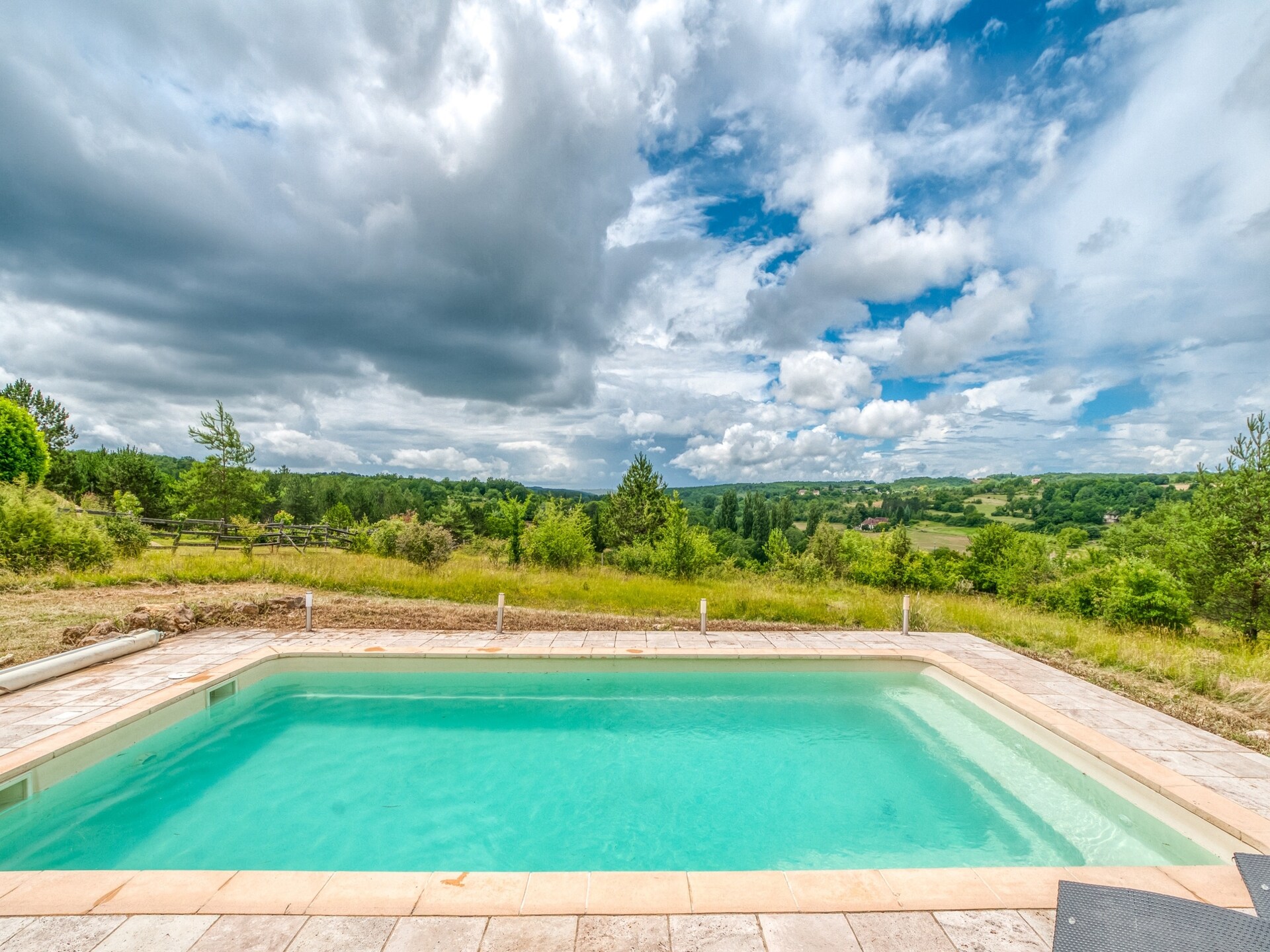 Luxe villa met privézwembad in de groene heuvels van Sainte-Foy-de-Longas - foto 7