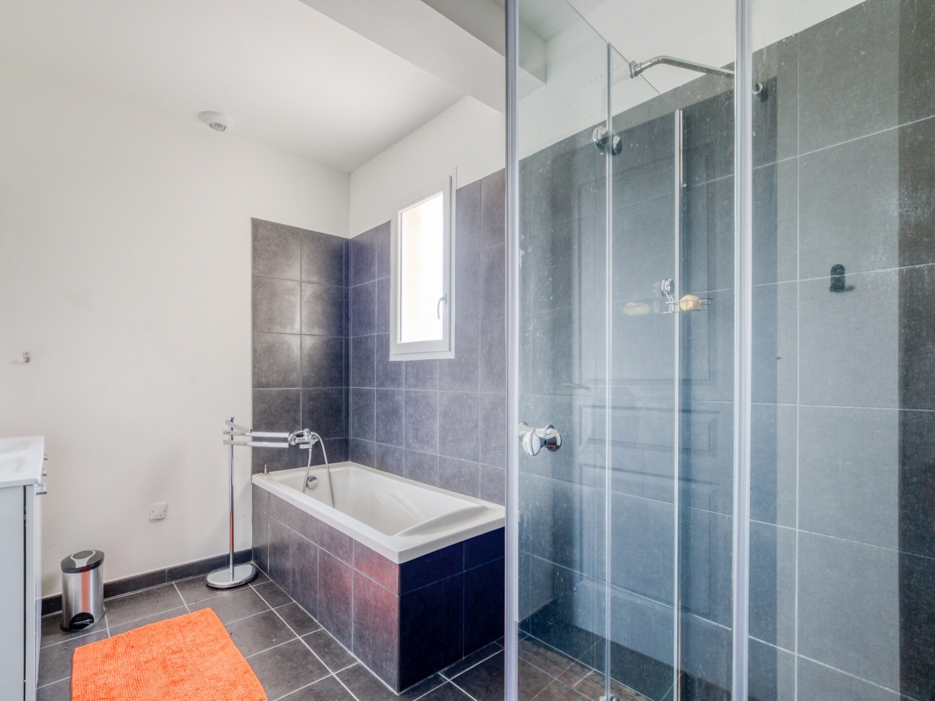 Luxe villa met privézwembad in de groene heuvels van Sainte-Foy-de-Longas - foto 29