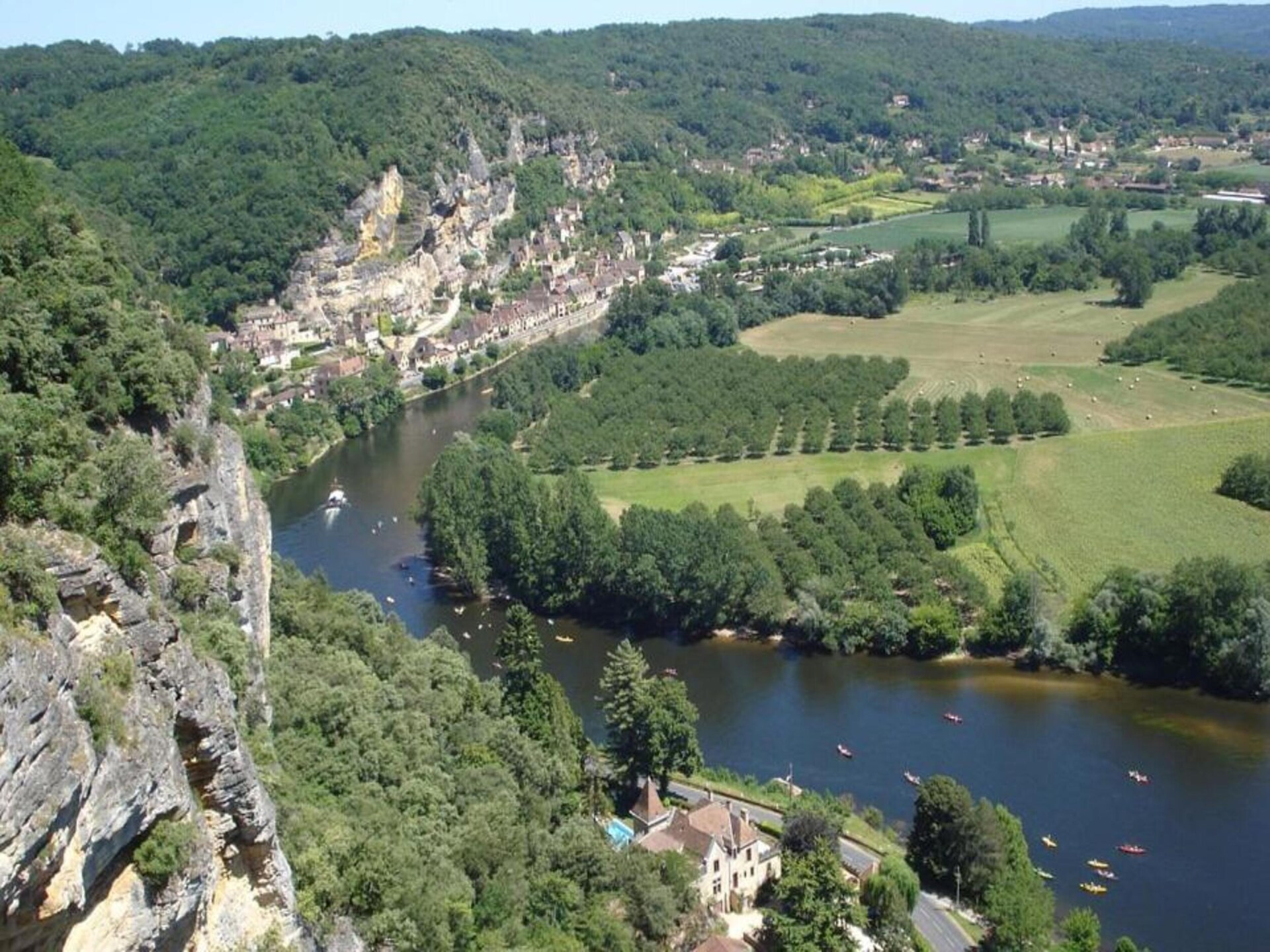 Knus vrijstaand huisje voor 2 in het bos van Berbiguières, Dordogne - foto 32