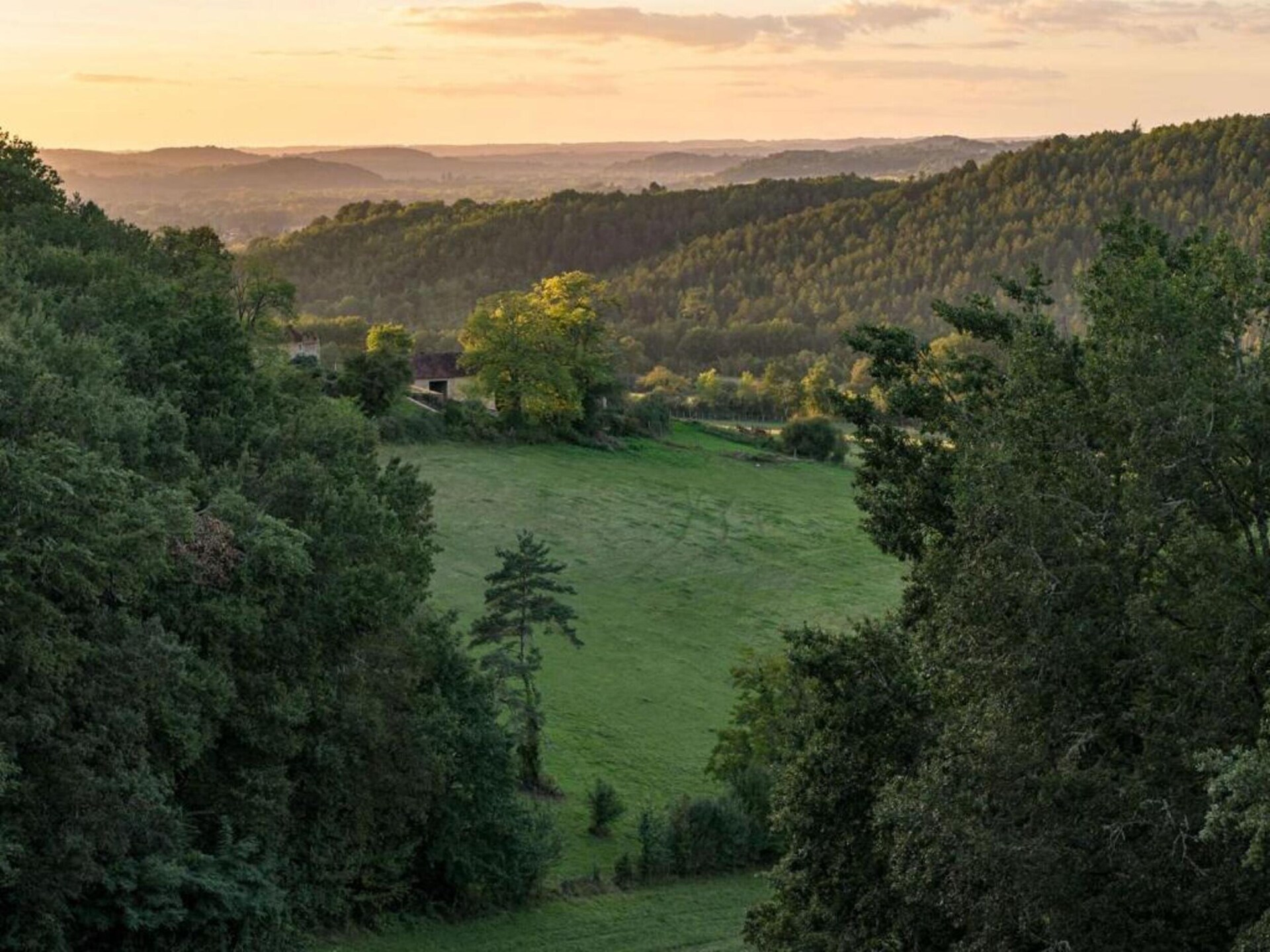 Knus vrijstaand huisje voor 2 in het bos van Berbiguières, Dordogne - foto 34