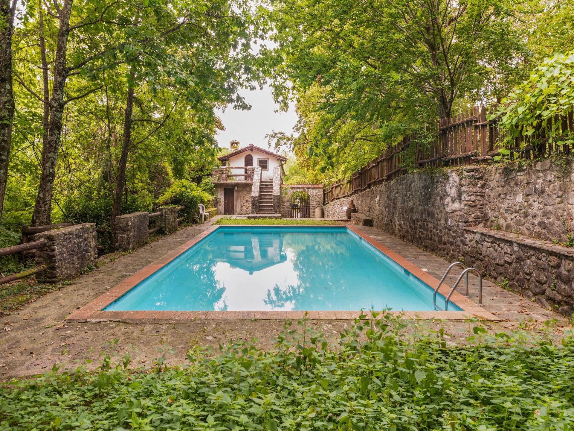 Loggetta: rustig vakantiehuis met zwembad in Toscaans bos bij Pistoia - foto 1