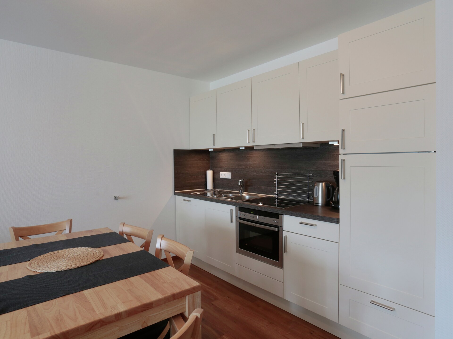 Ruime 17-persoons villa in Küstelberg bij Winterberg met tuin en balkon - foto 15