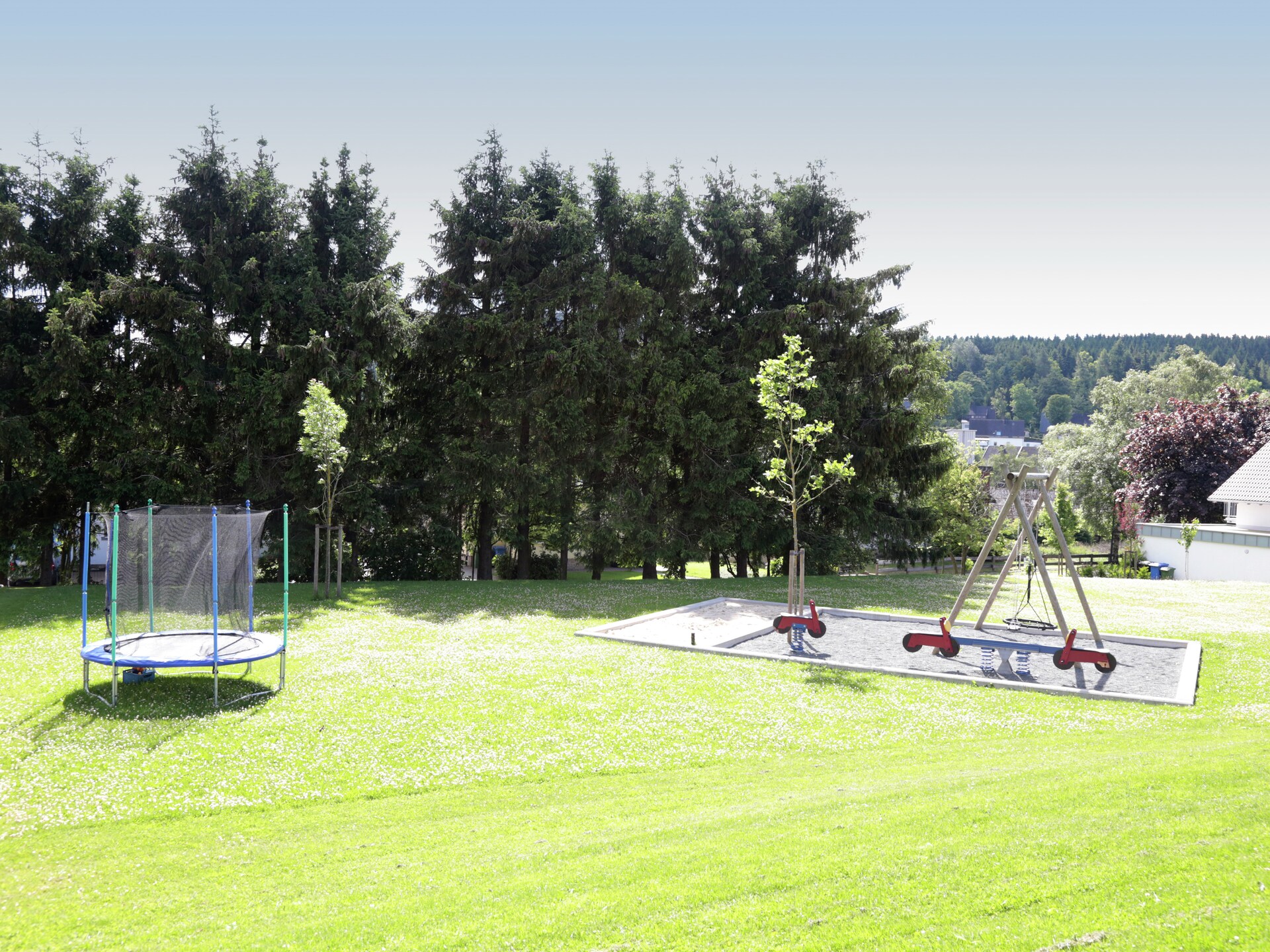 Ruime 17-persoons villa in Küstelberg bij Winterberg met tuin en balkon - foto 26