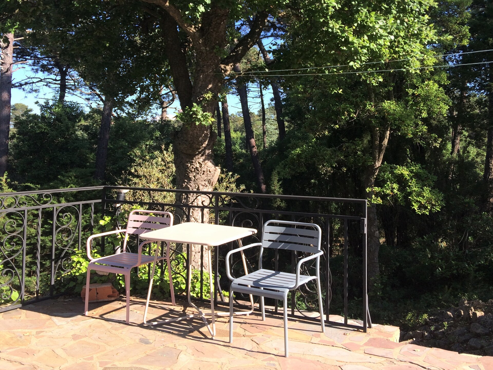 Vrijstaand vakantiehuis Le Capitou: rust in het groen van Fréjus, Côte d'Azur - foto 5