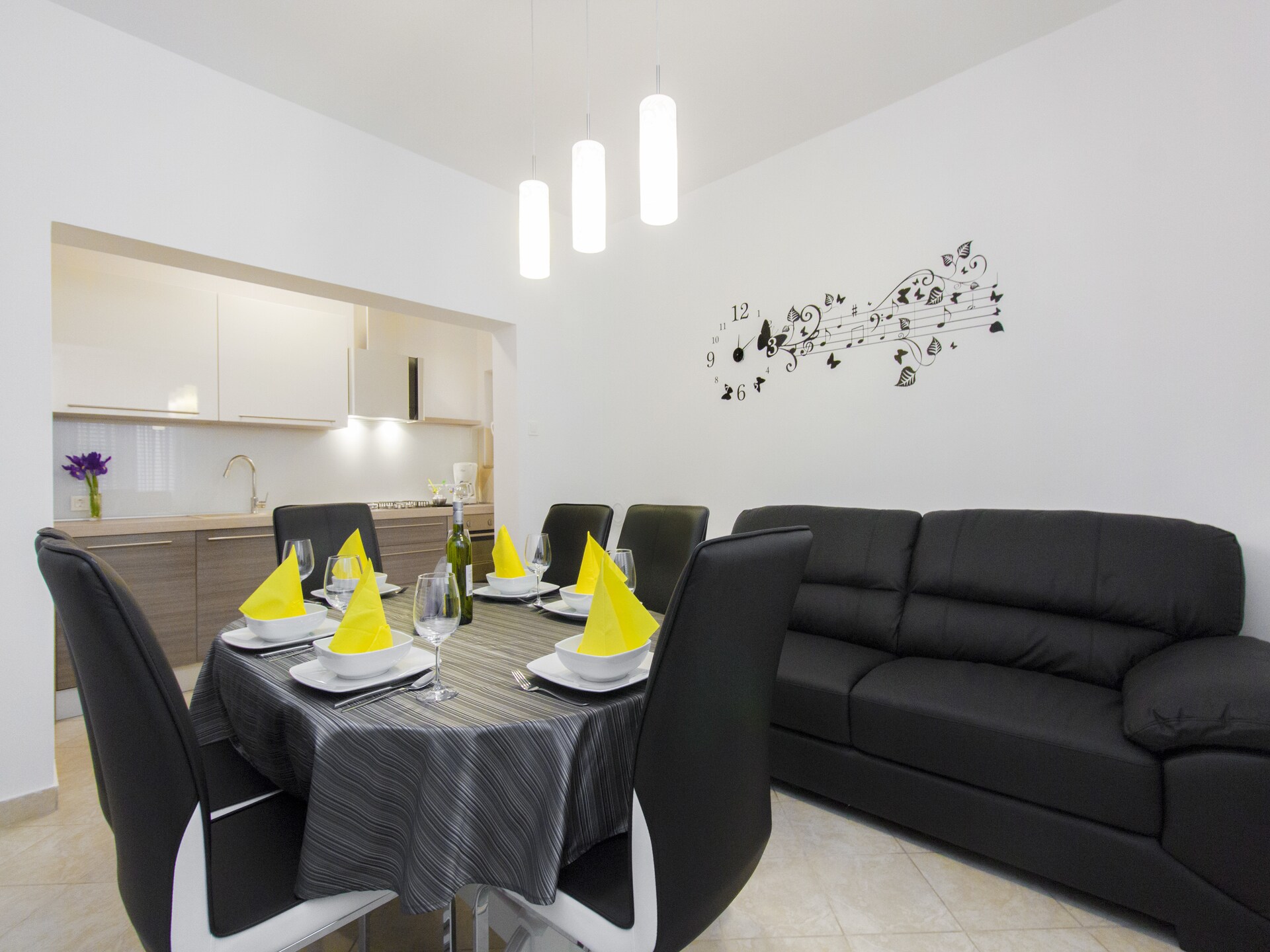 Villa Danica: Ruim vakantiehuis voor 12 personen op 80m van zee in Grebaštica - foto 2