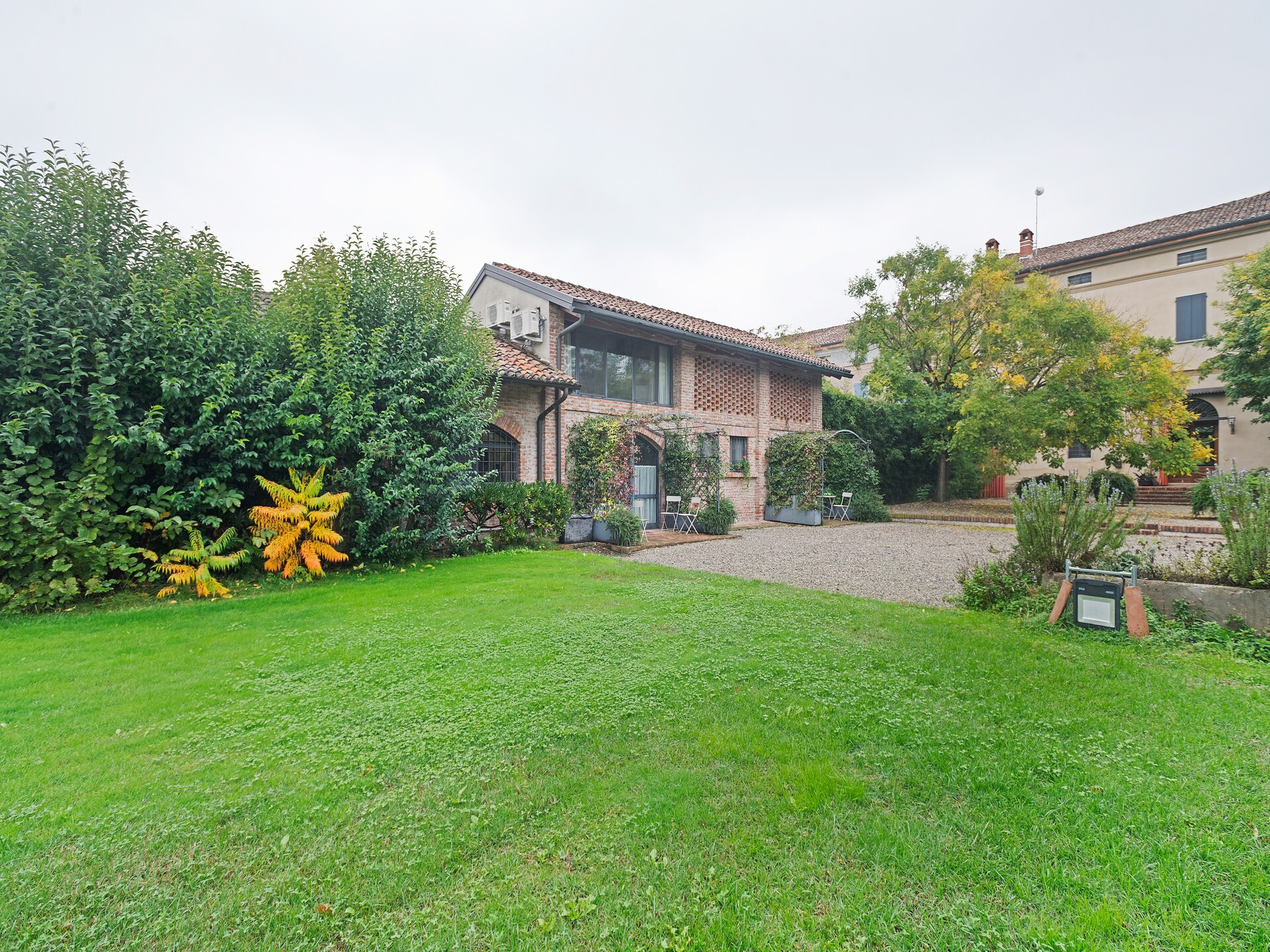 Landhuis La Villetta in Stagno Lombardo met privétuin en bubbelbad - foto 31