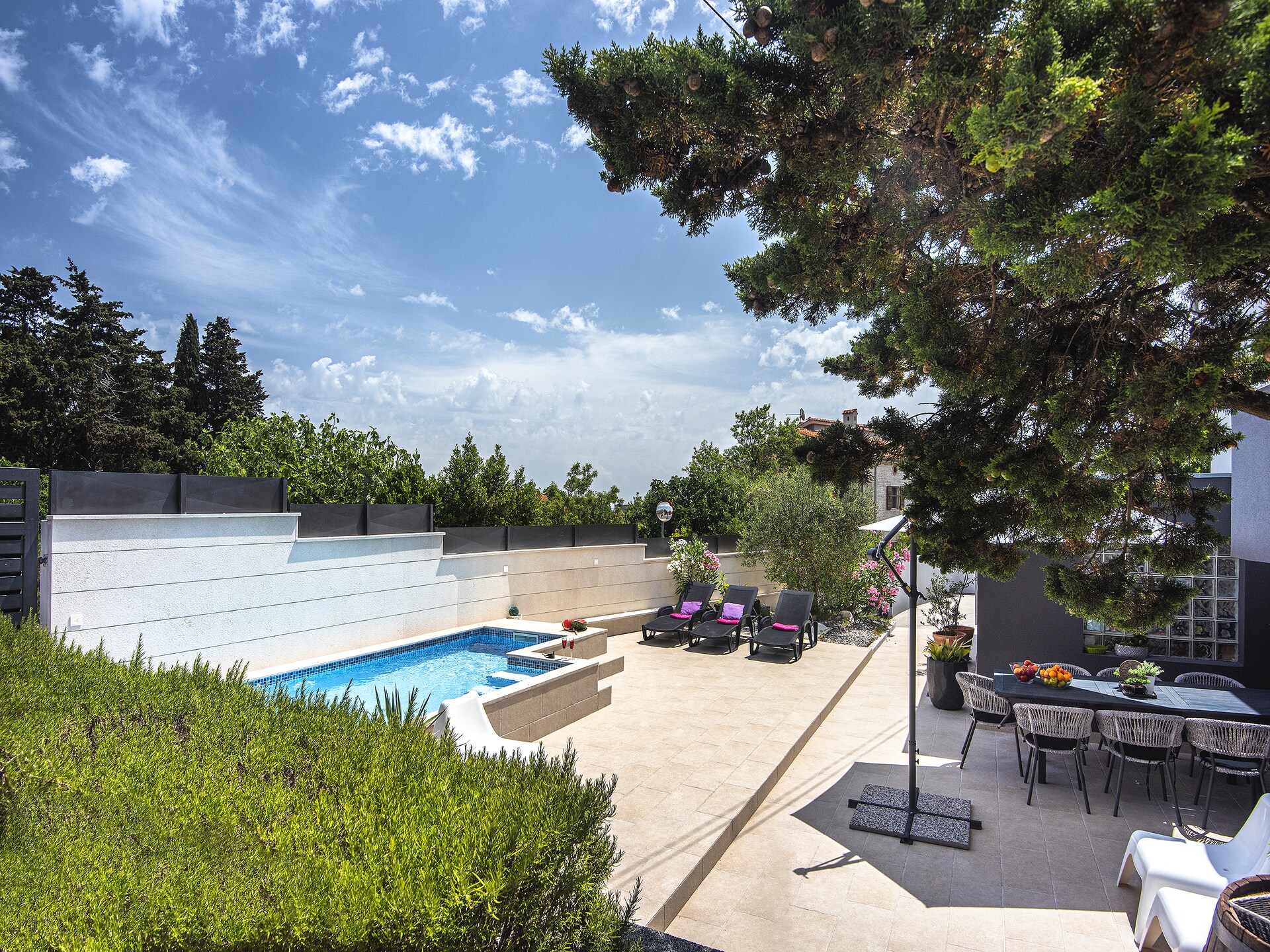 Centraal gelegen vakantiehuis in Ližnjan met privézwembad - foto 3