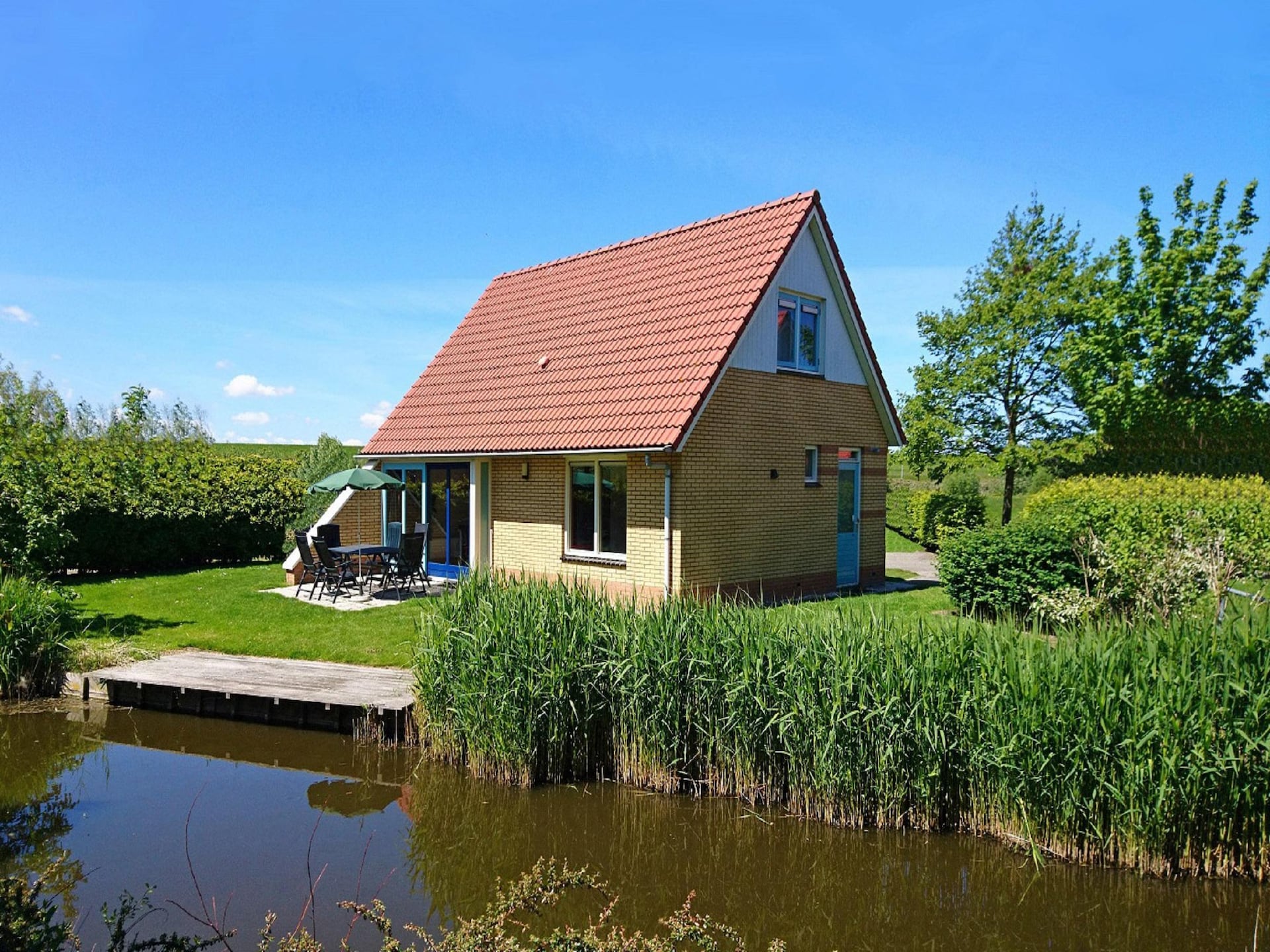 Vrijstaand waterhuis met privé sauna aan het IJsselmeer - foto 6