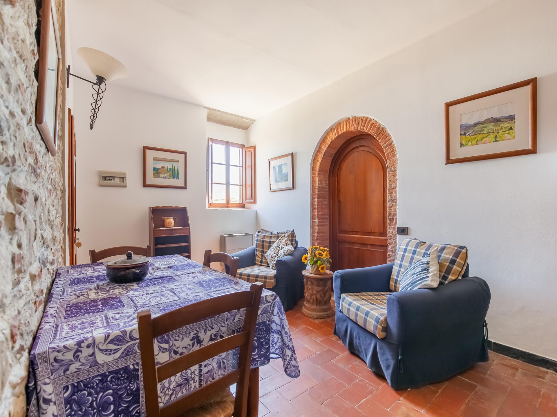 Romantisch 17e-eeuws boerderij-appartement met panoramisch uitzicht op de Arno-vallei - foto 16