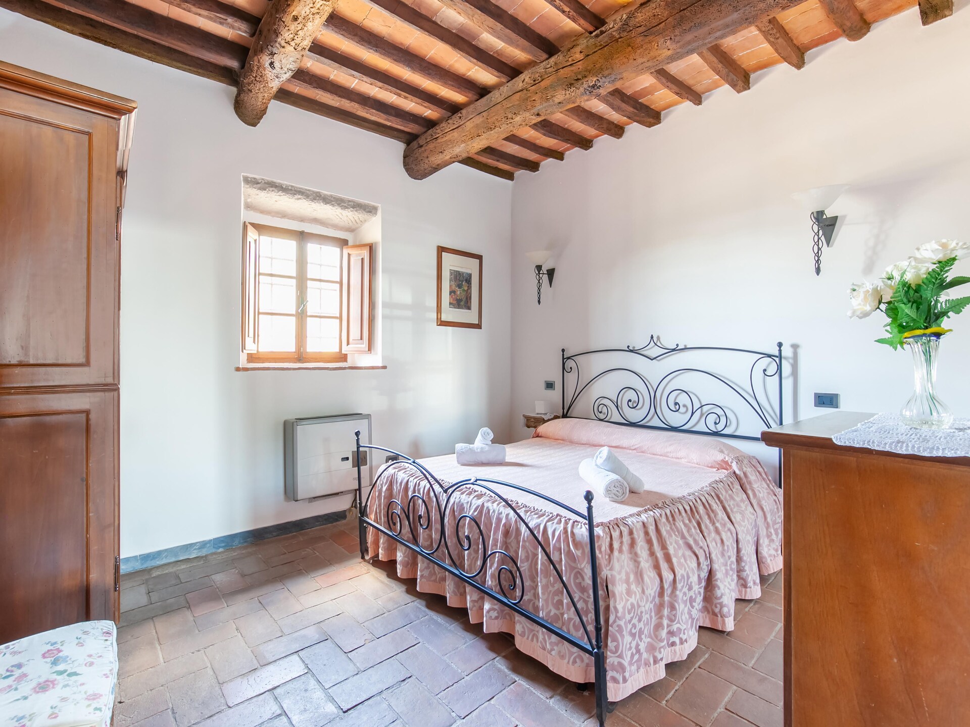 Romantisch 17e-eeuws boerderij-appartement met panoramisch uitzicht op de Arno-vallei - foto 8