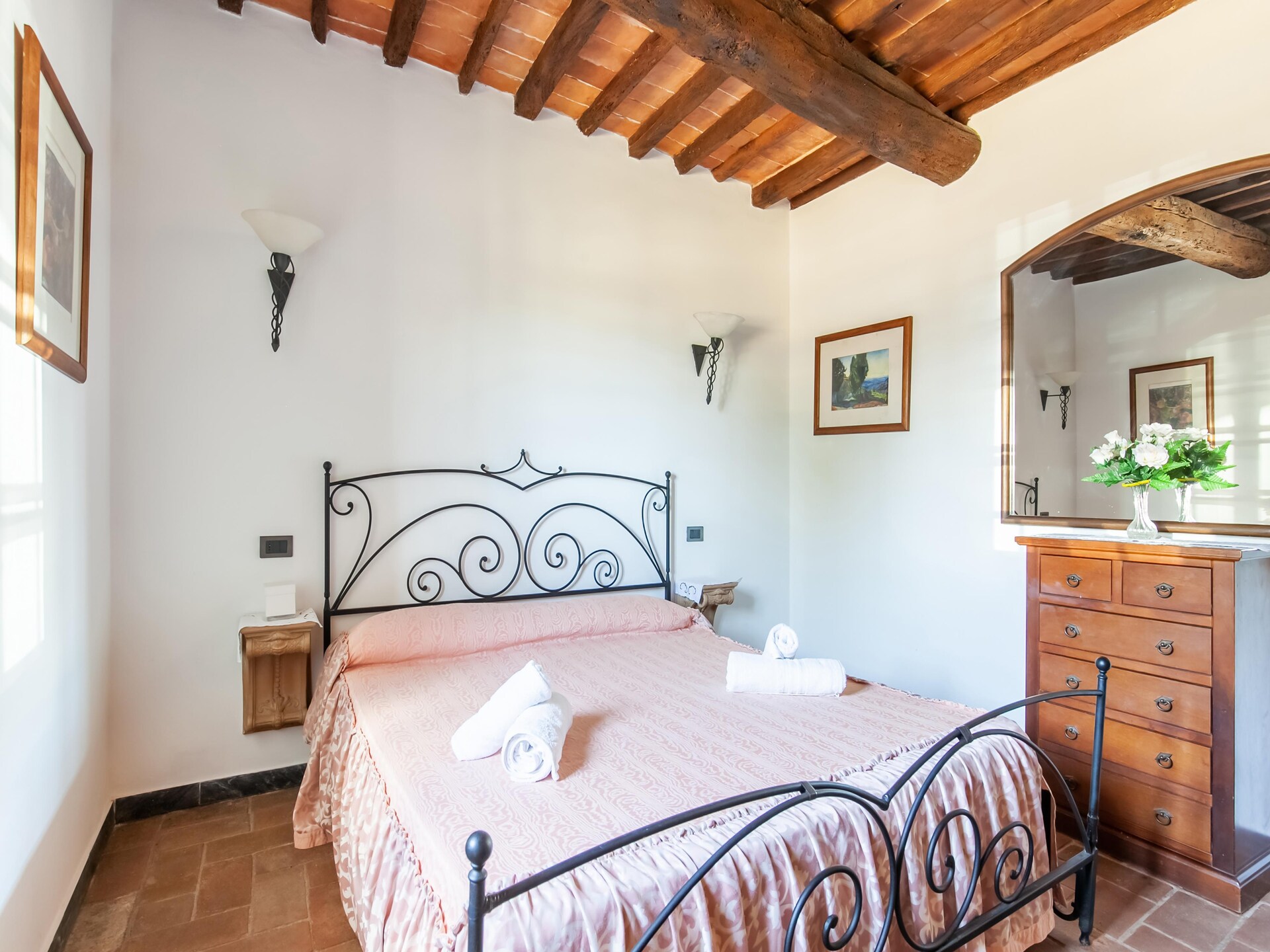 Romantisch 17e-eeuws boerderij-appartement met panoramisch uitzicht op de Arno-vallei - foto 22