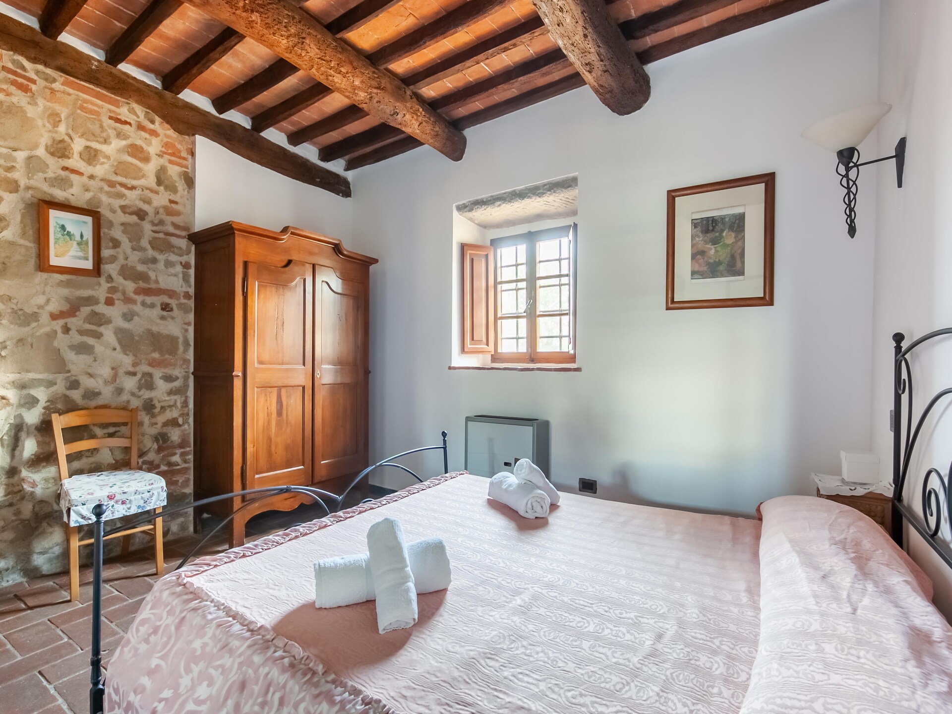 Romantisch 17e-eeuws boerderij-appartement met panoramisch uitzicht op de Arno-vallei - foto 24