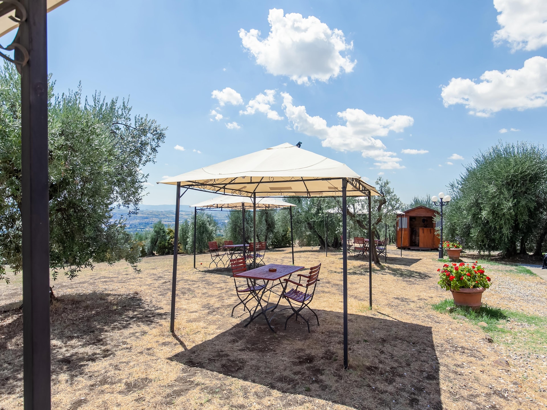 Romantisch 17e-eeuws boerderij-appartement met panoramisch uitzicht op de Arno-vallei - foto 27