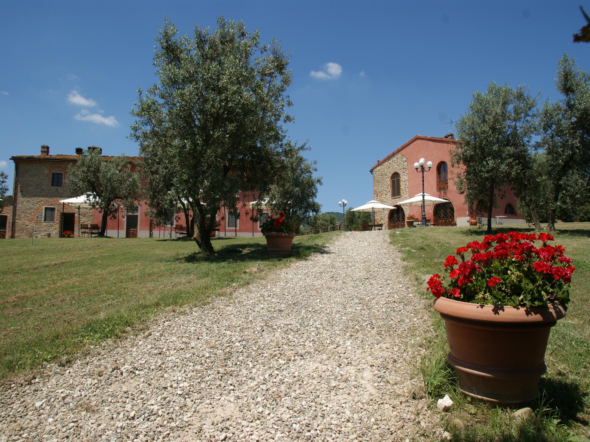 Romantisch 17e-eeuws boerderij-appartement met panoramisch uitzicht op de Arno-vallei - foto 33