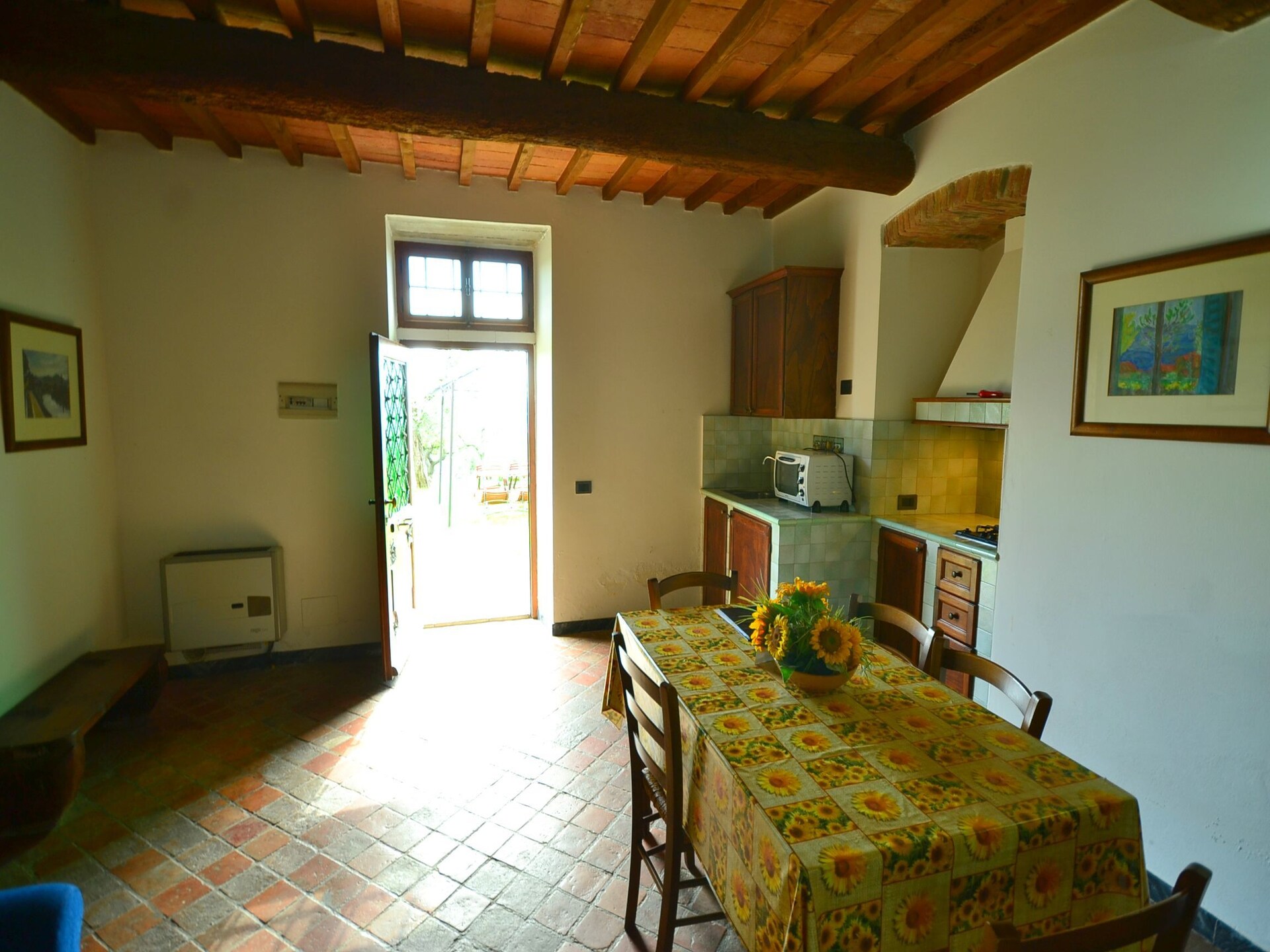 Authentiek Toscaans vakantiehuis tussen wijngaarden met panoramisch uitzicht - foto 17