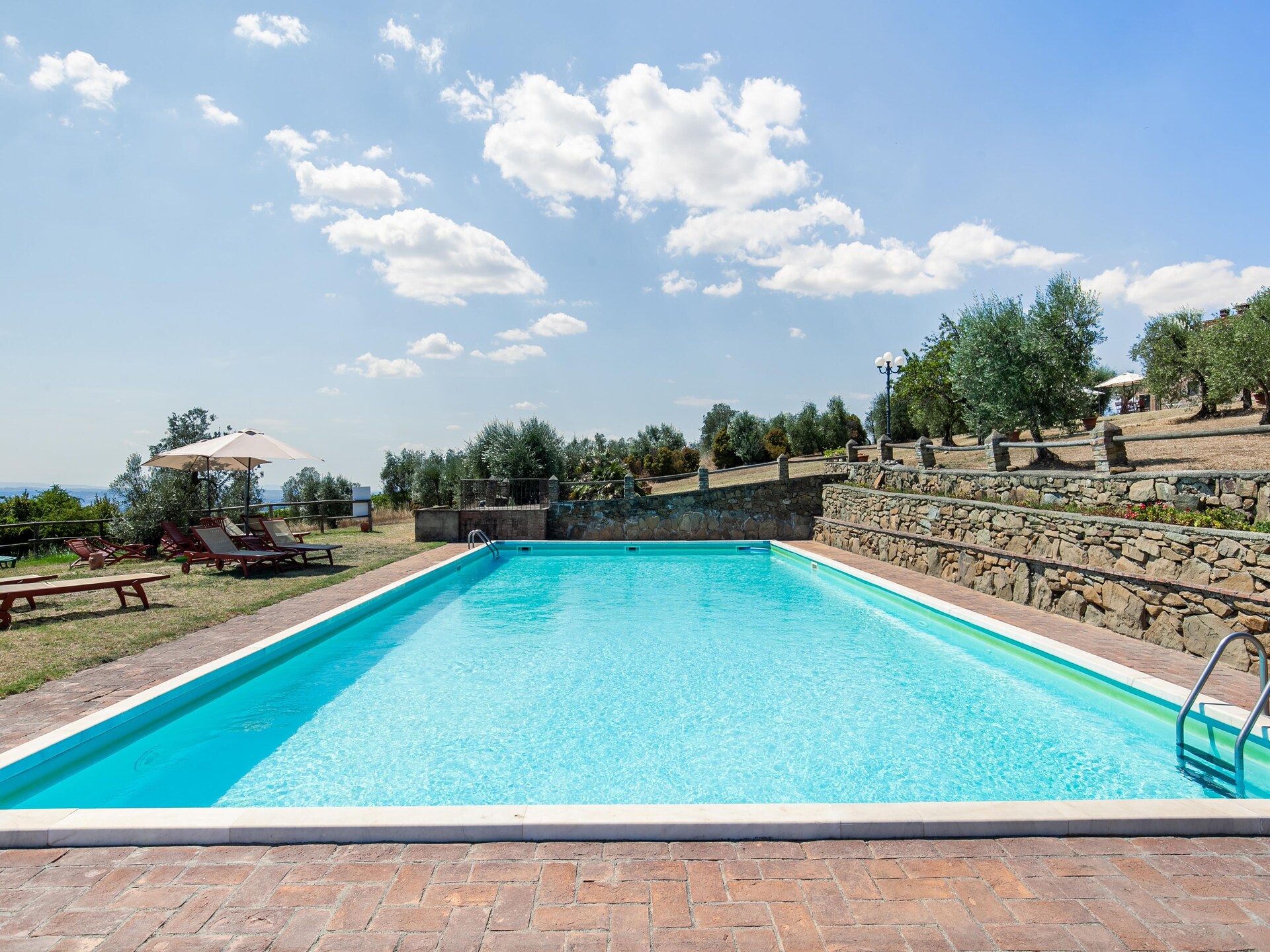 Authentiek Toscaans vakantiehuis tussen wijngaarden met panoramisch uitzicht - foto 1
