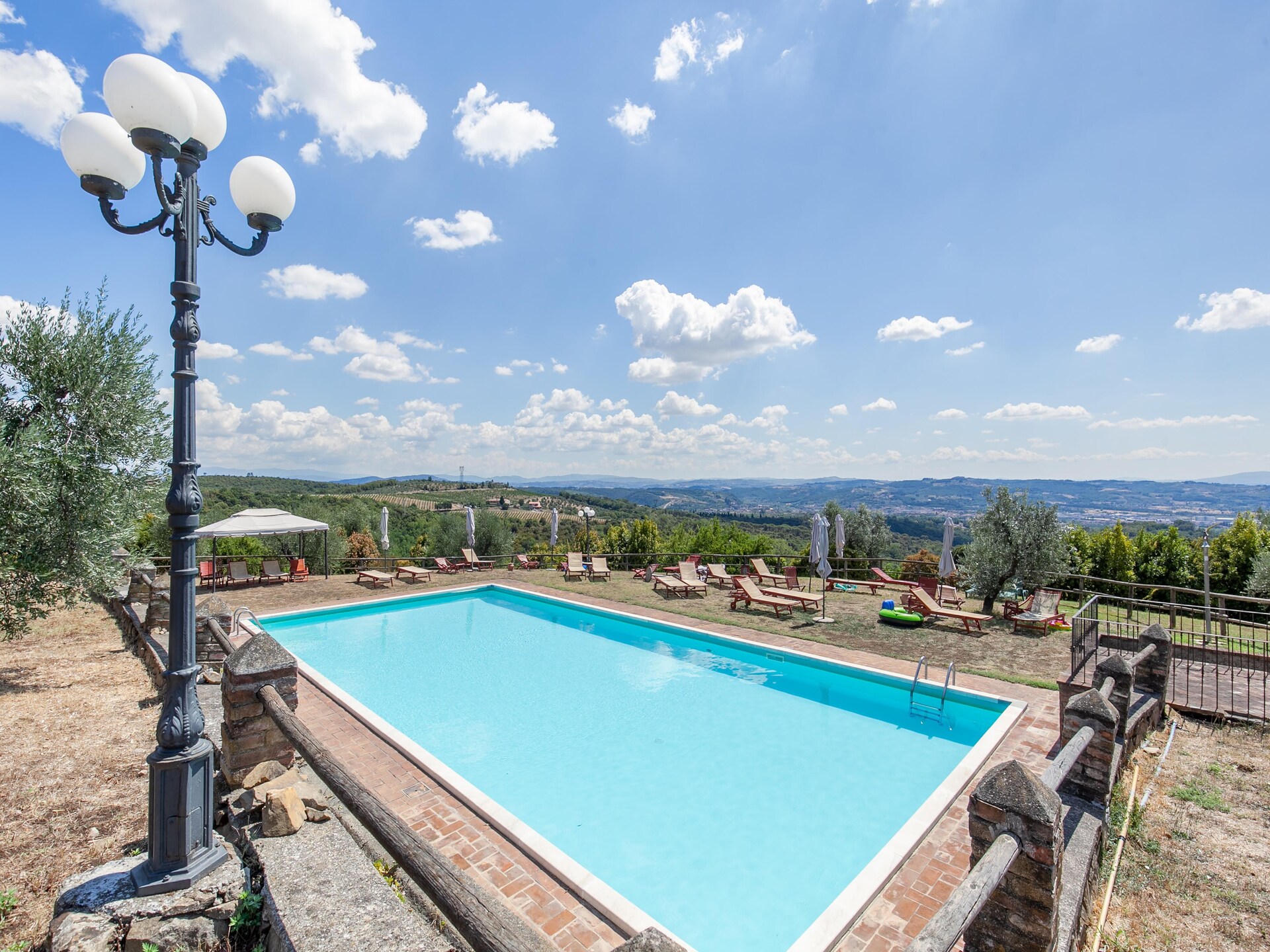 Authentiek Toscaans vakantiehuis tussen wijngaarden met panoramisch uitzicht - foto 13