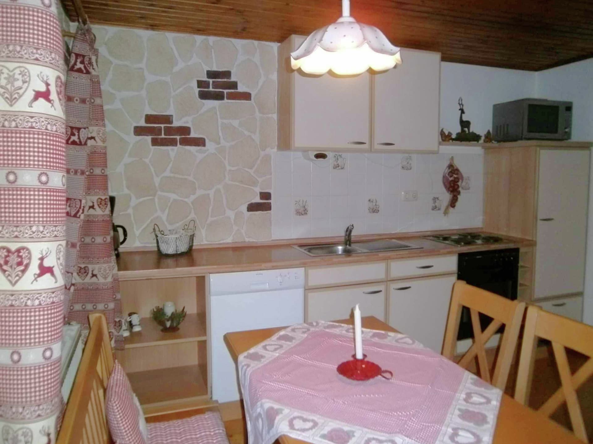 8-persoons vakantiehuis in het centrum van Übersee - foto 5