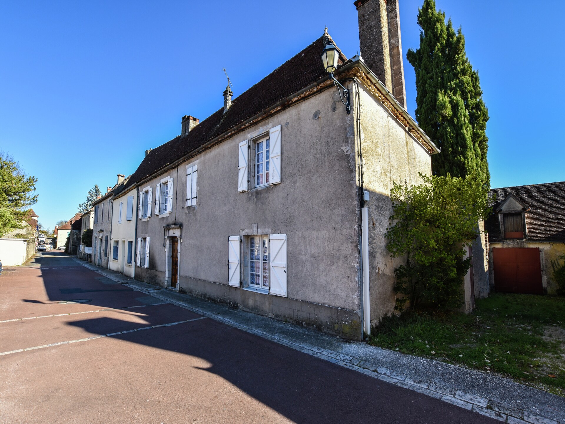 Authentiek vakantiehuis uit 1875 in Montfaucon met bosrijke tuin - foto 7