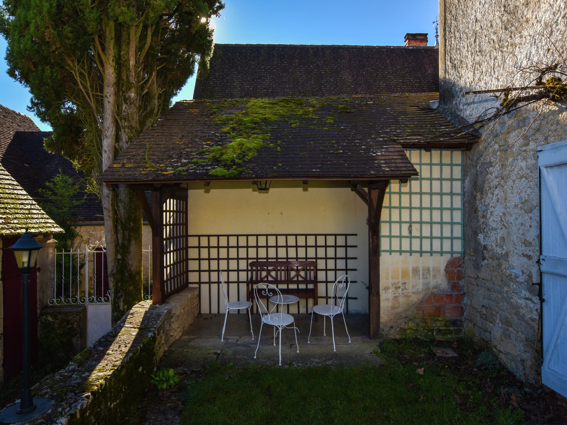 Authentiek vakantiehuis uit 1875 in Montfaucon met bosrijke tuin - foto 21